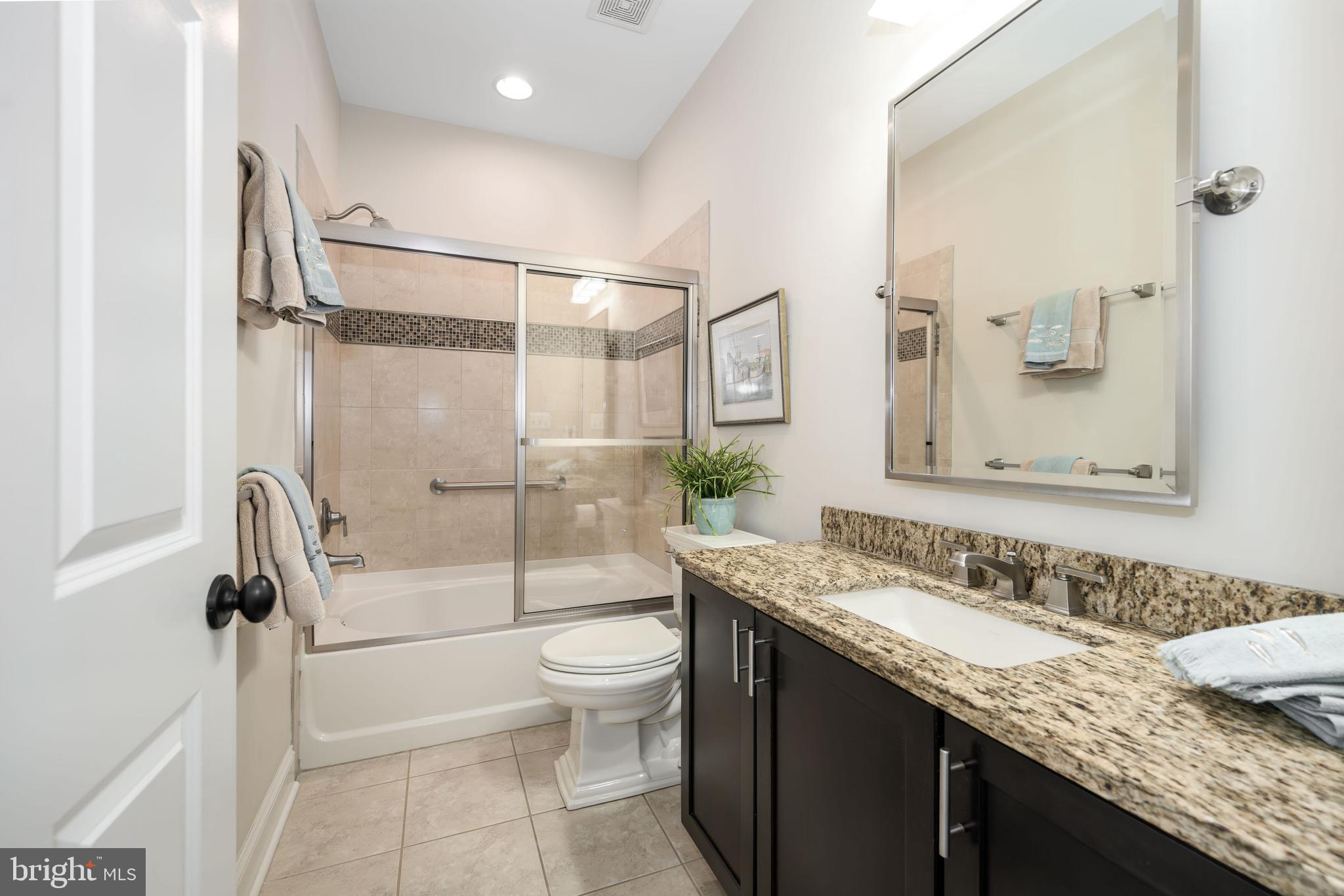 GIBSONS GRANT - Residential