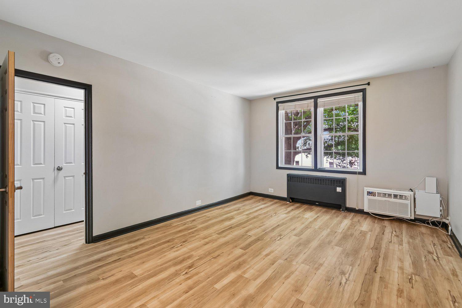 226 N THOMAS STREET 226-4
