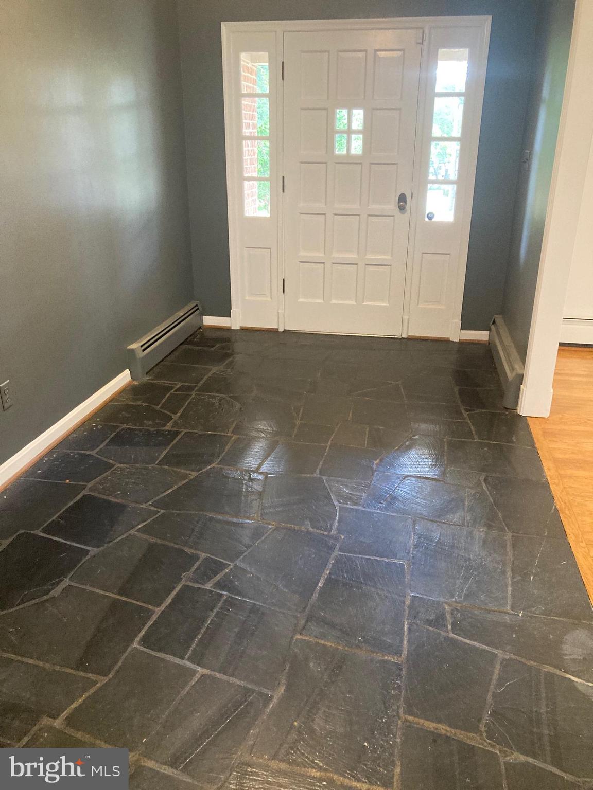 ELMWOOD ESTATES - Residential Lease