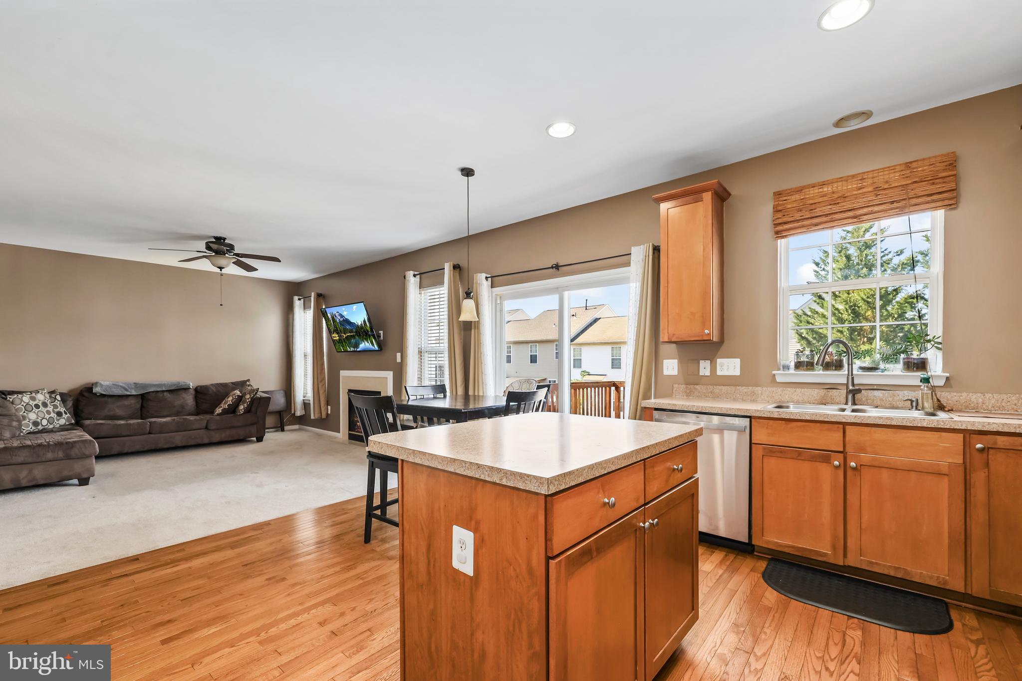 ALTA COURTHOUSE SQUARE - Residential