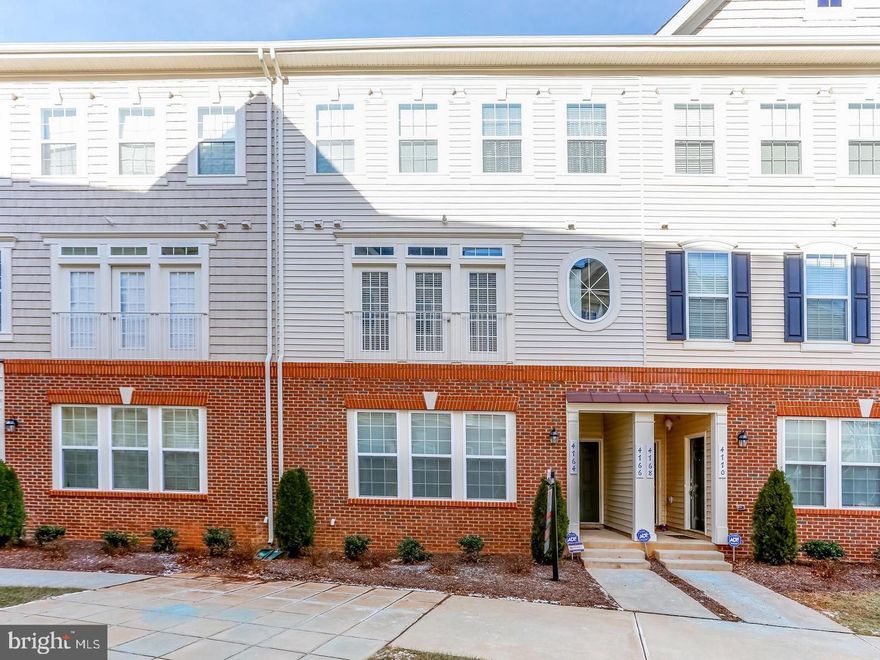 Still feels new! Dane Ridge Condo is highly sought after for being affordable and modern.  Come home to this wonderful unit with privacy  and open space at your front door. 3 bedroom 2.5 bathrooms. Fresh paint, hardwood flooring on main level, recessed lighting, heated garage, lots of natural light. Just minutes from VRE, commuter lots, I-95, Stonebridge Town Center, Sharron Baucom Dale City Rec Center, and Potomac Mills Mall.