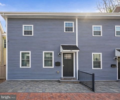 Townhouse For Sale - 54 Hanover St. St<br/> PEMBERTON, NJ 08068