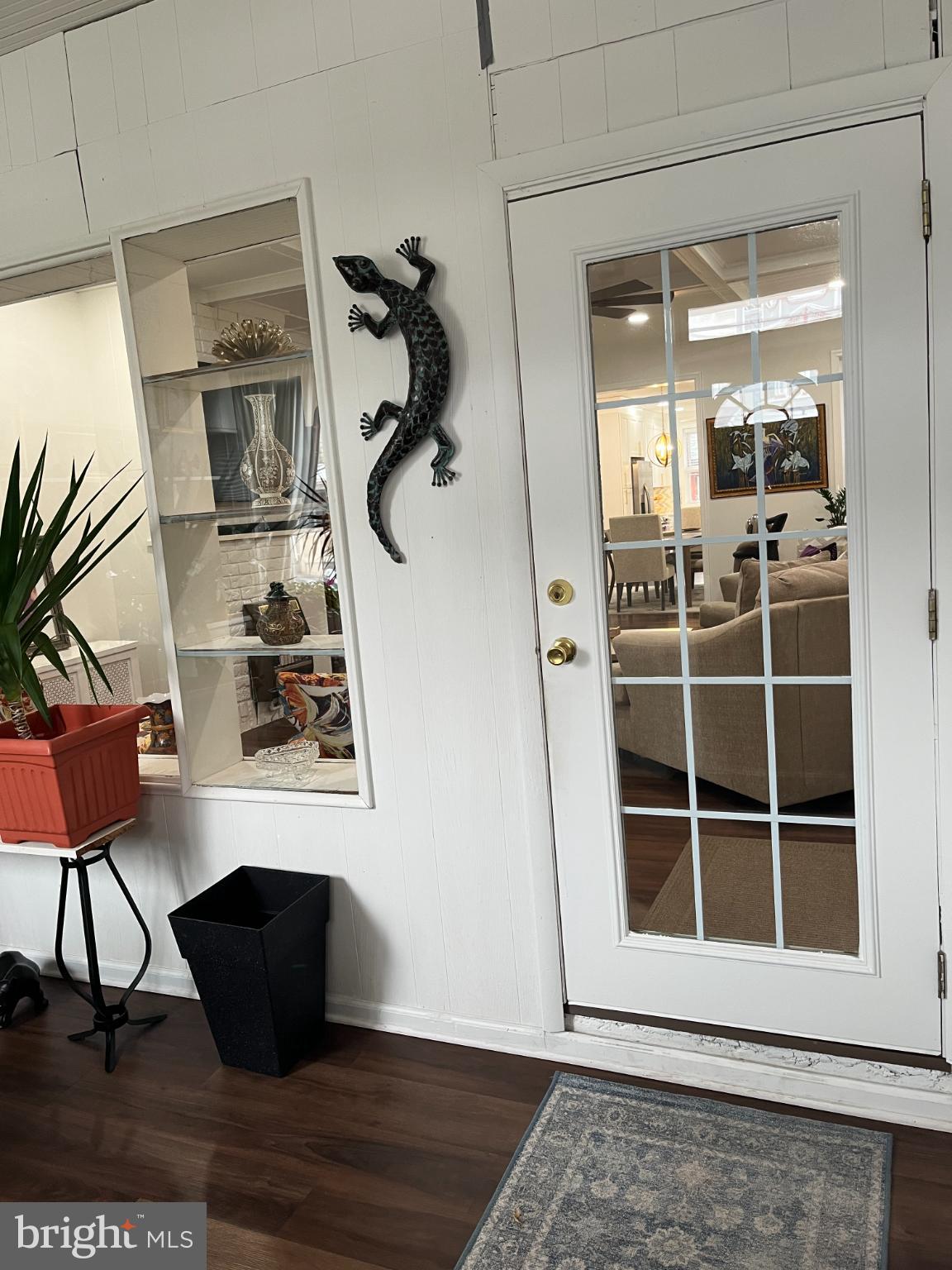 5929 CHRISTIAN STREET