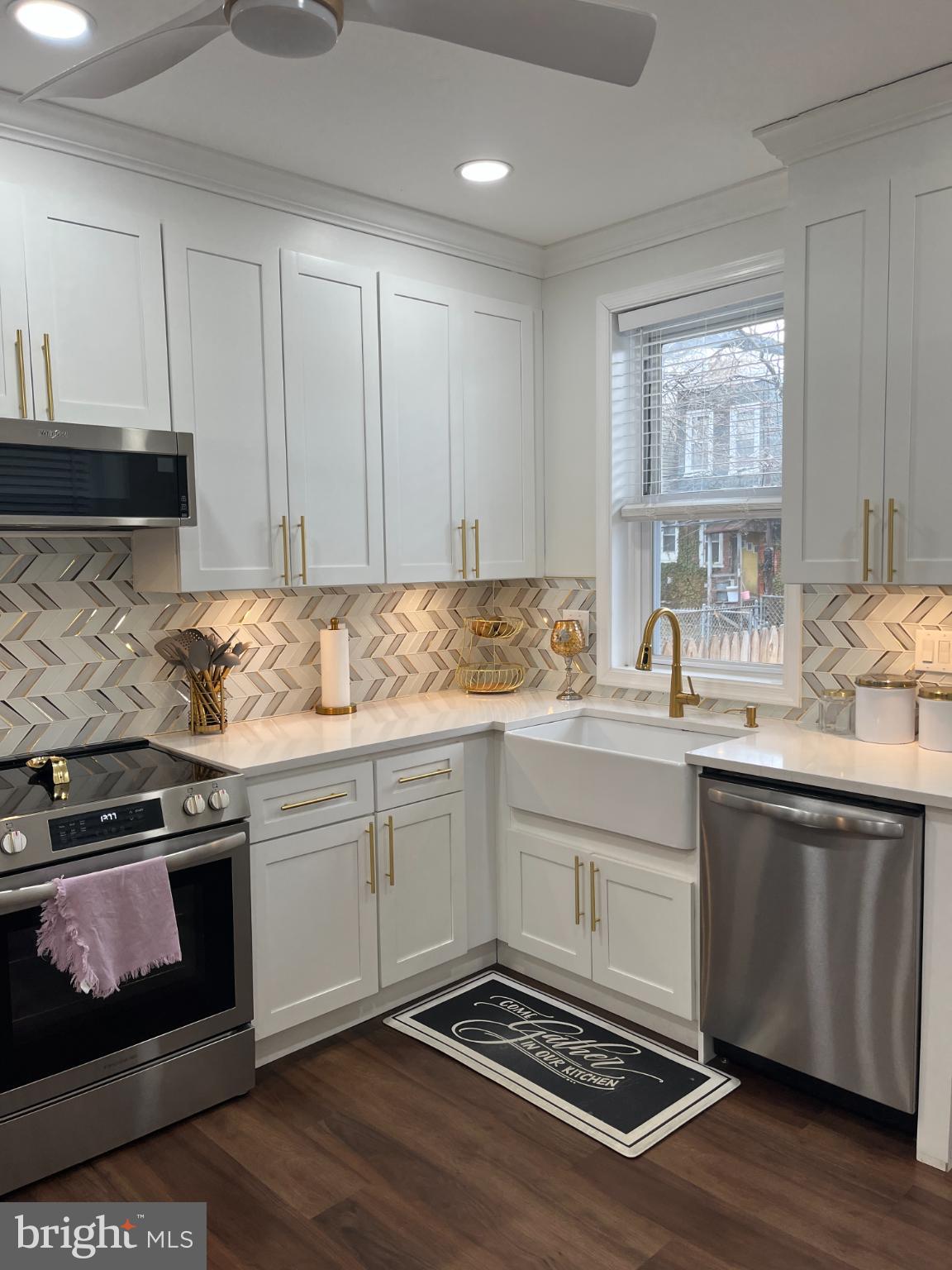 COBBS CREEK - Residential