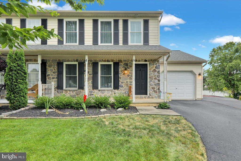 Photo of 4084 Green Park Drive, MOUNT JOY, PA 17552 (MLS # PALA2074364)