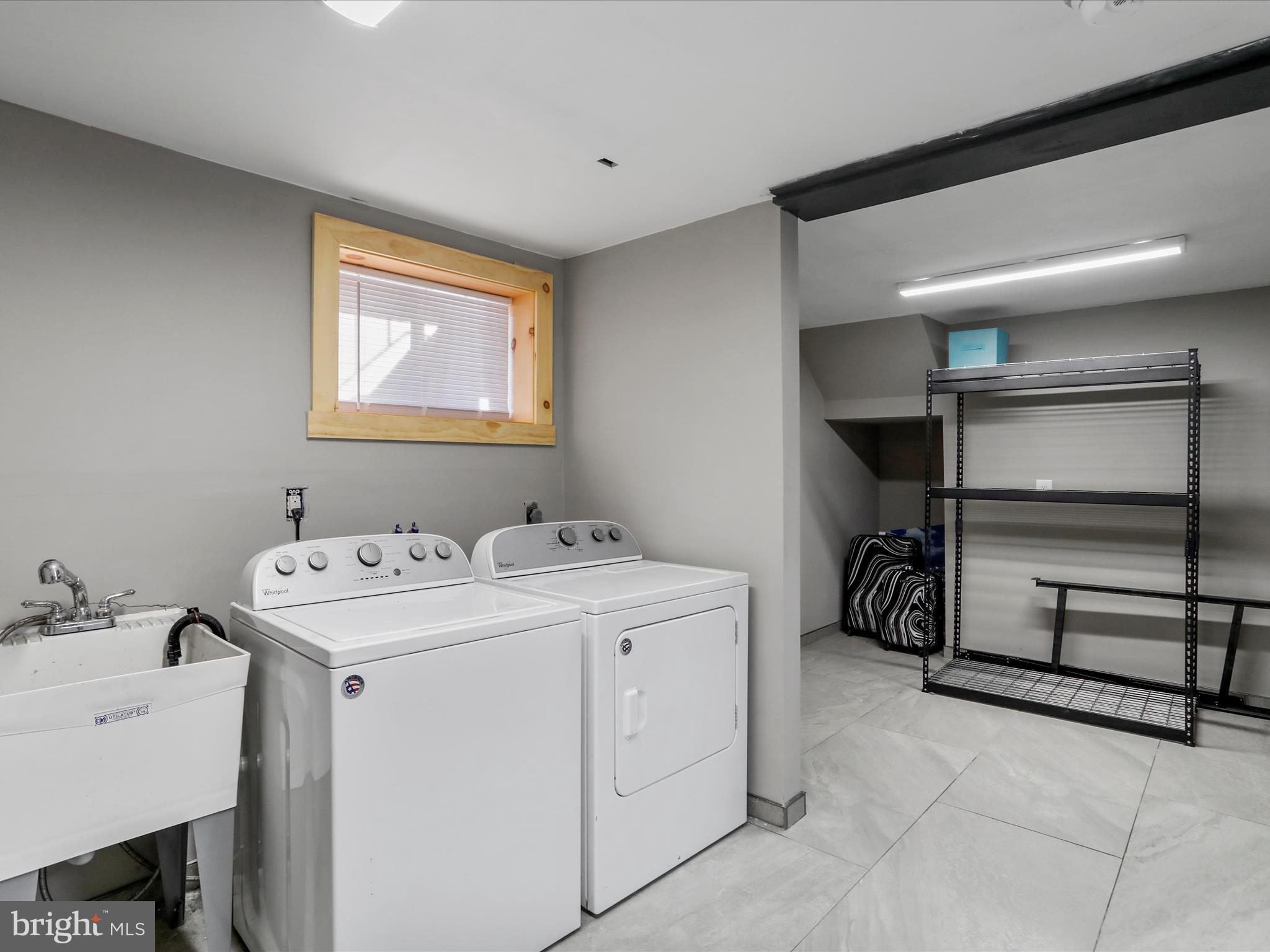 CRESAPTOWN - Residential