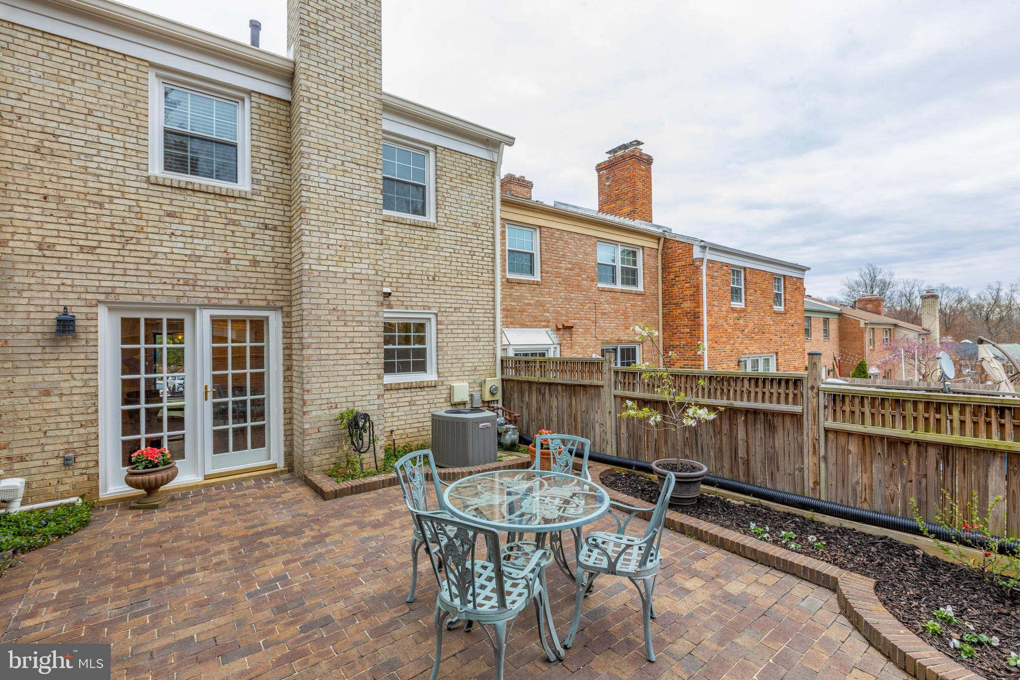 STONEHURST - Residential