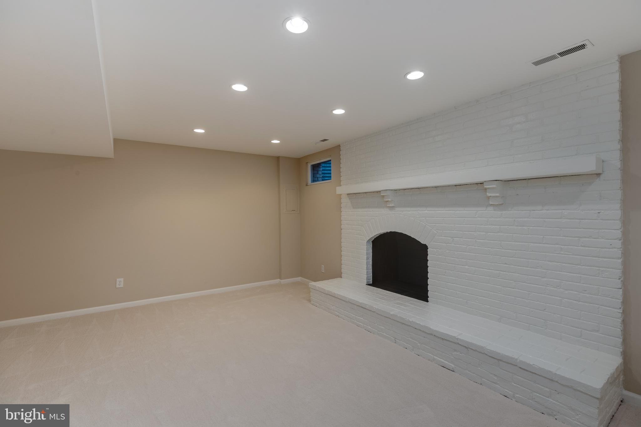 STONEHURST - Residential