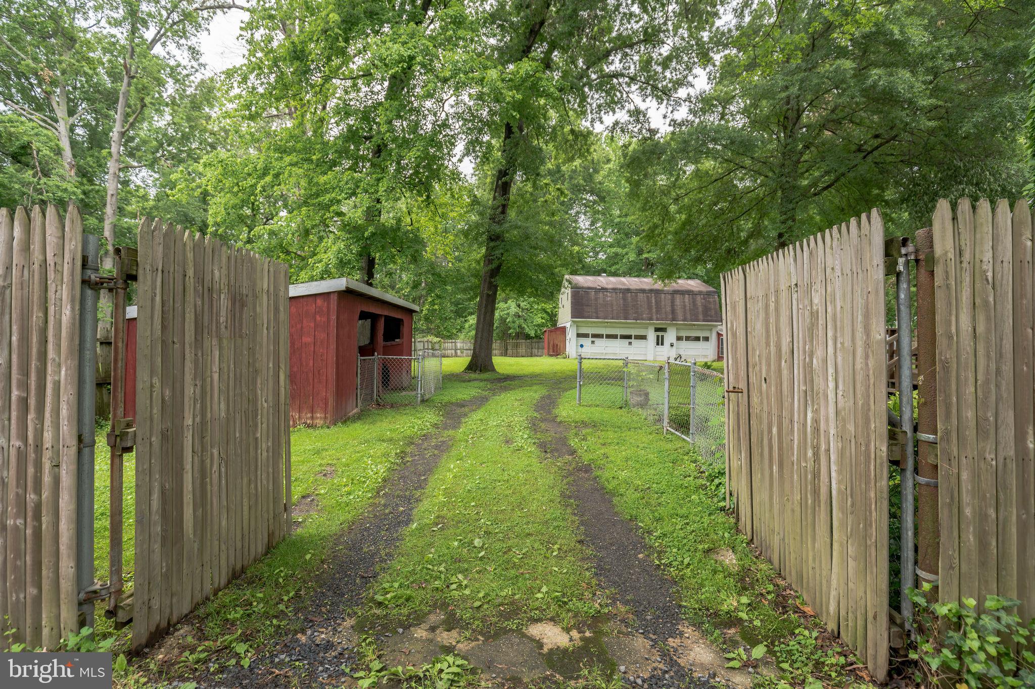 CALVERT MANOR- 1ST ADDN - Residential