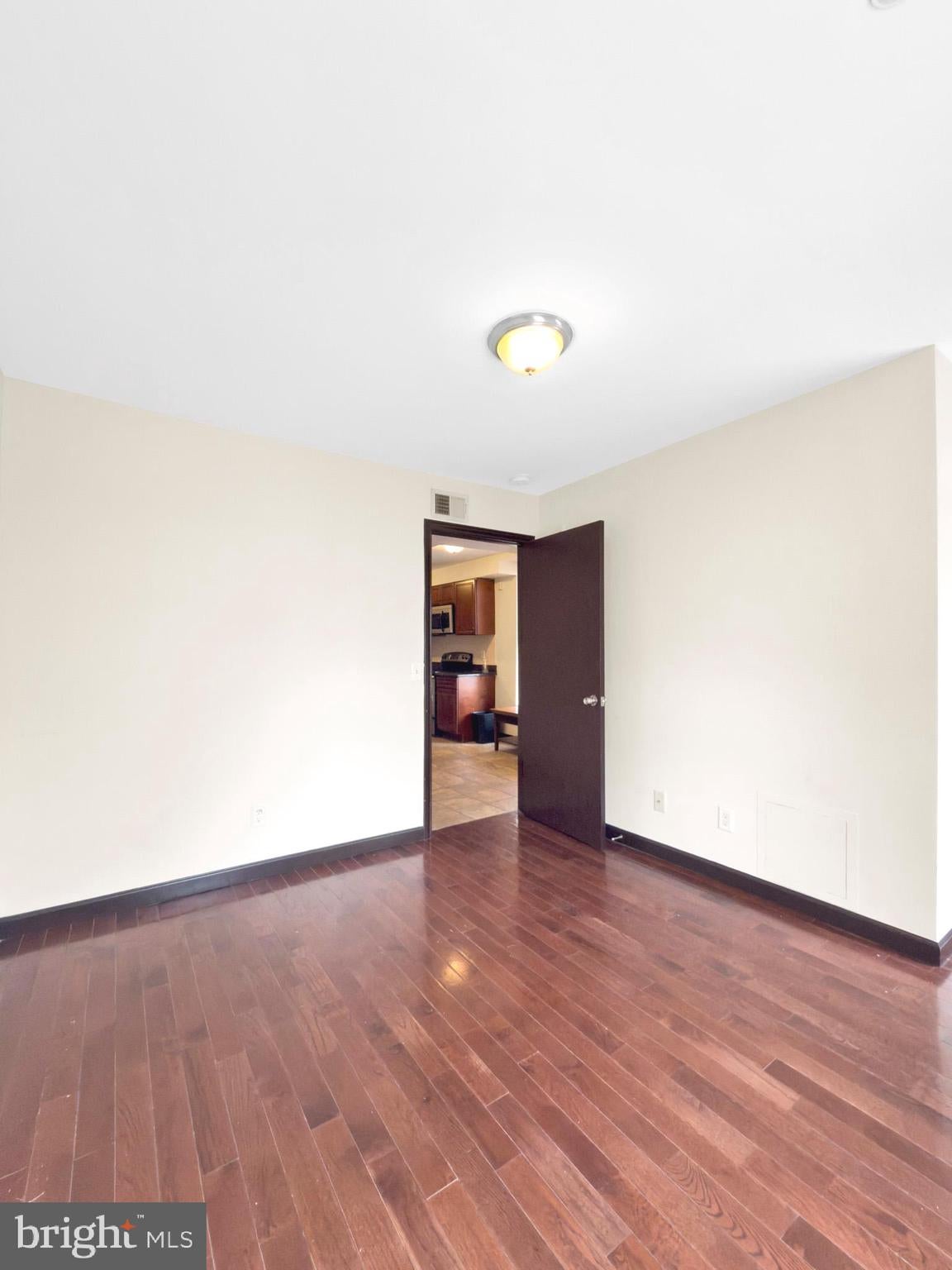 230 MARKET STREET 3