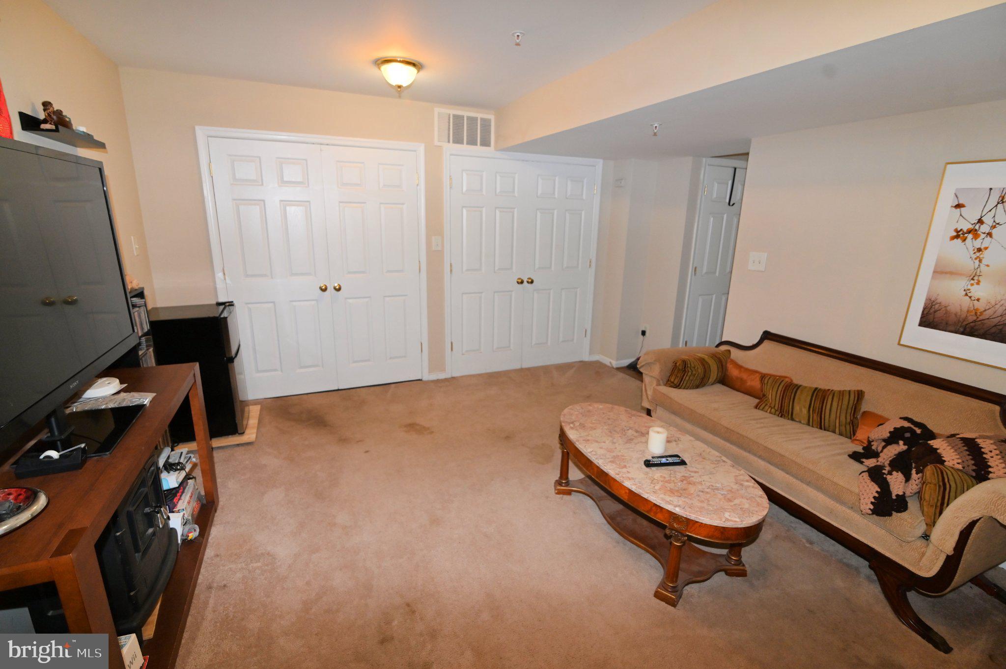 CHANEYS CHOICE - Residential