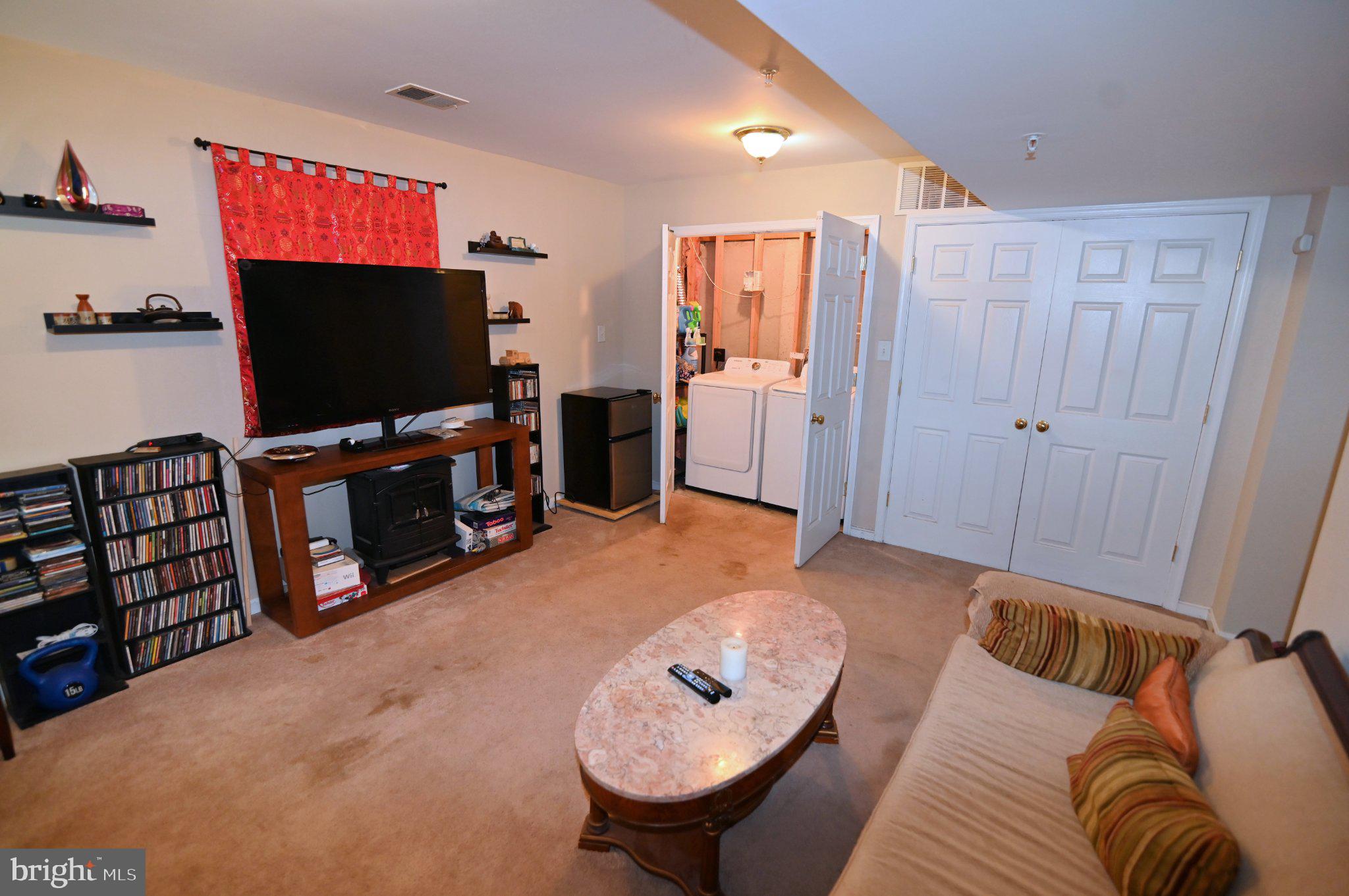 CHANEYS CHOICE - Residential