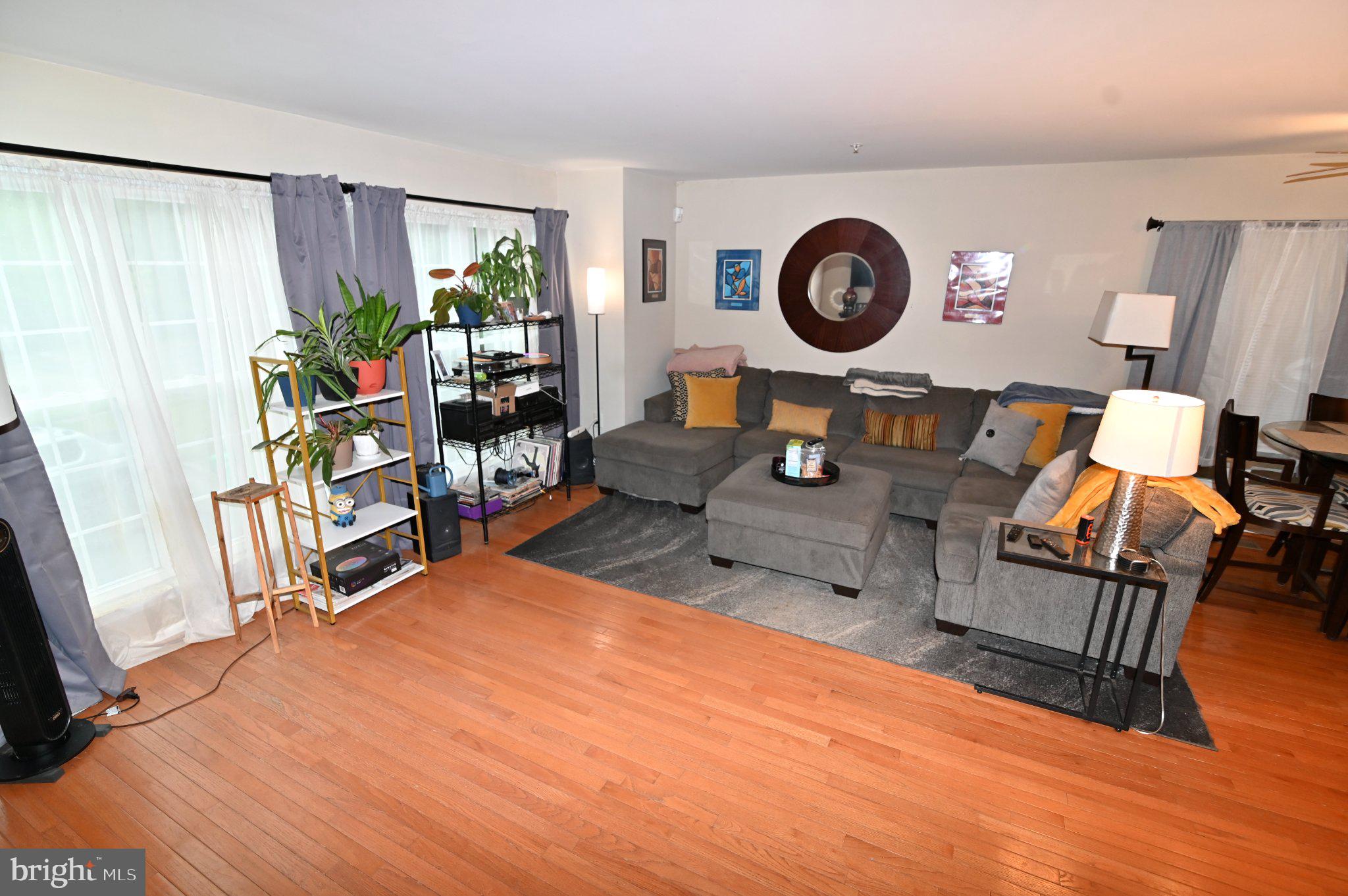 CHANEYS CHOICE - Residential