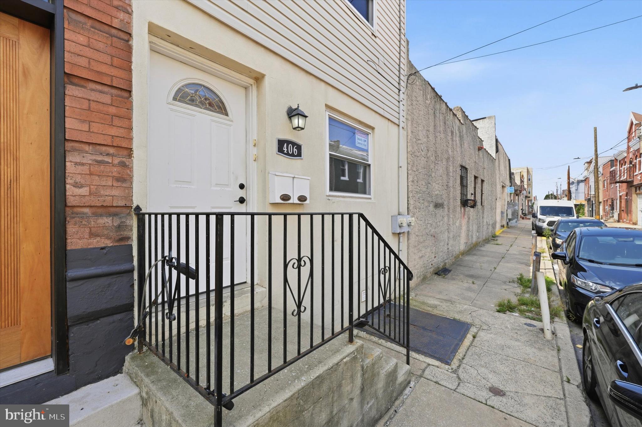 406 PIERCE STREET