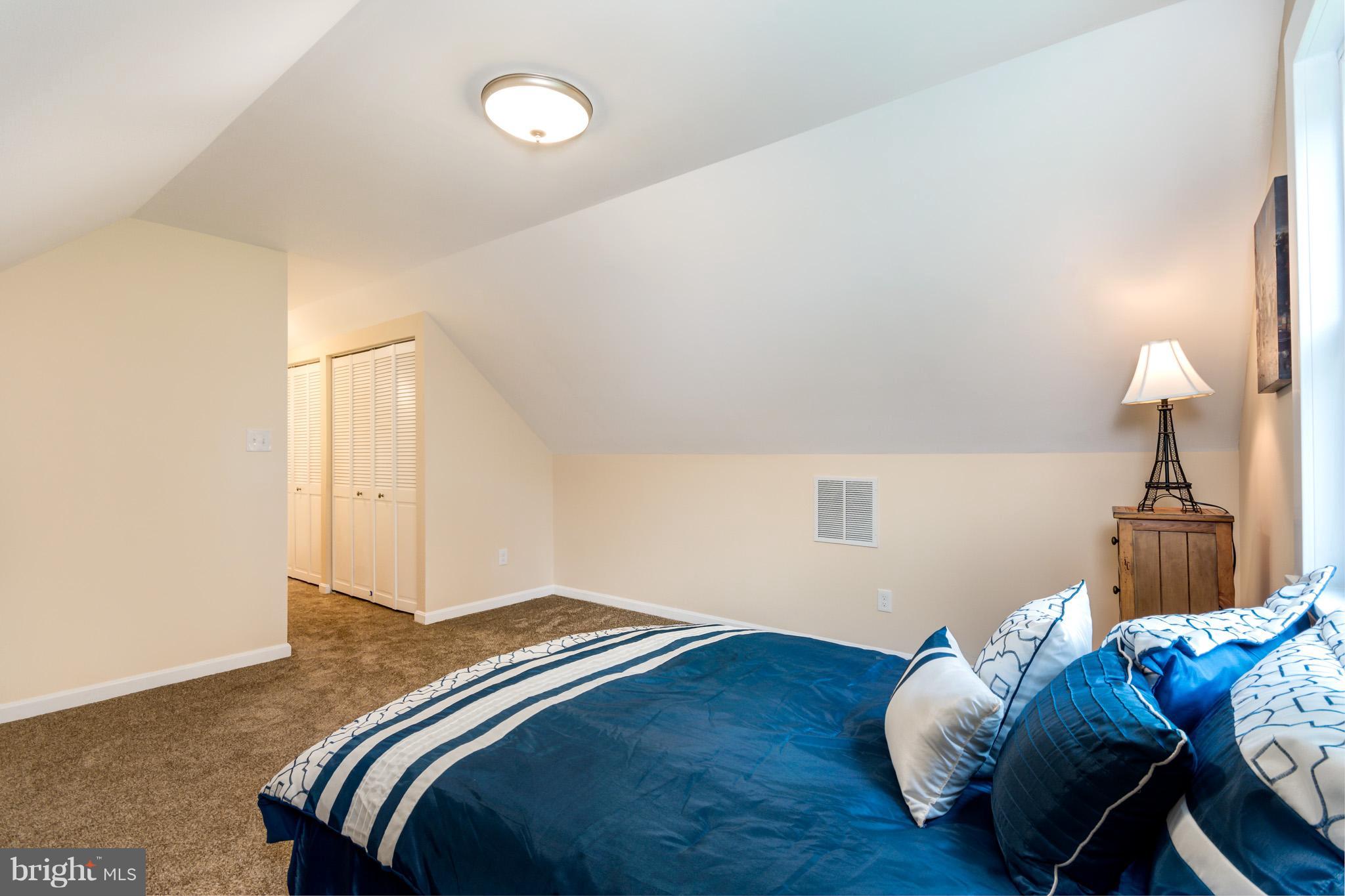 CALIFORNIA GROVE - Residential