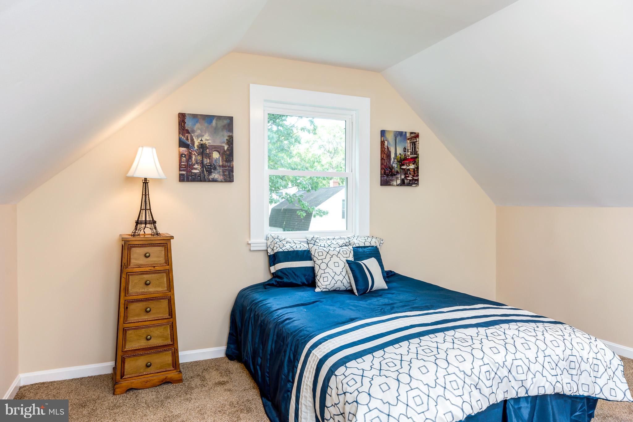 CALIFORNIA GROVE - Residential