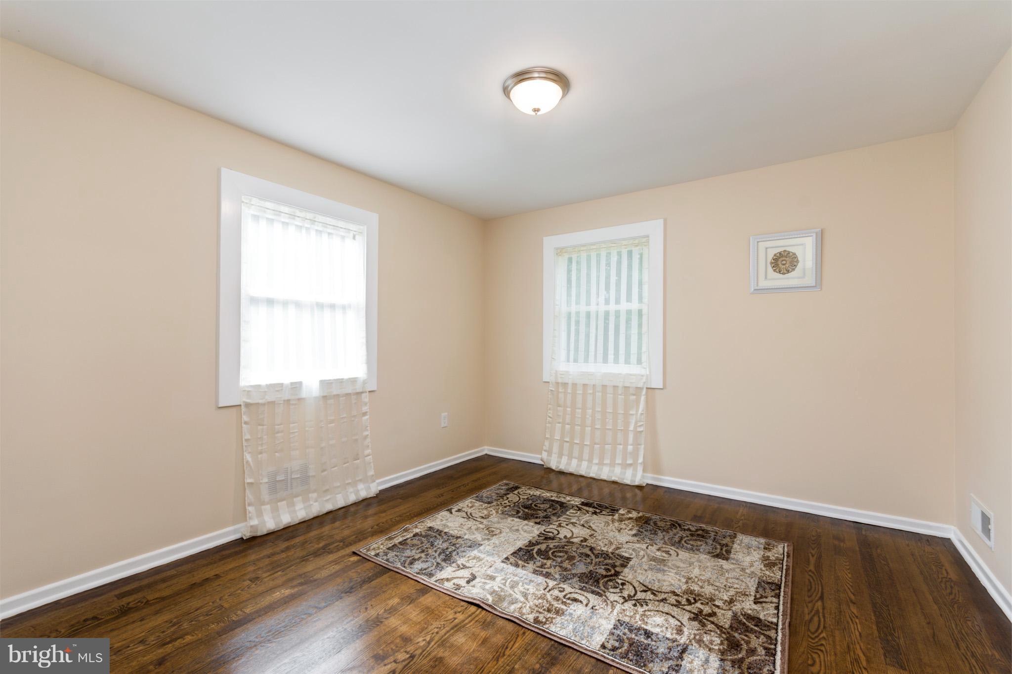 CALIFORNIA GROVE - Residential