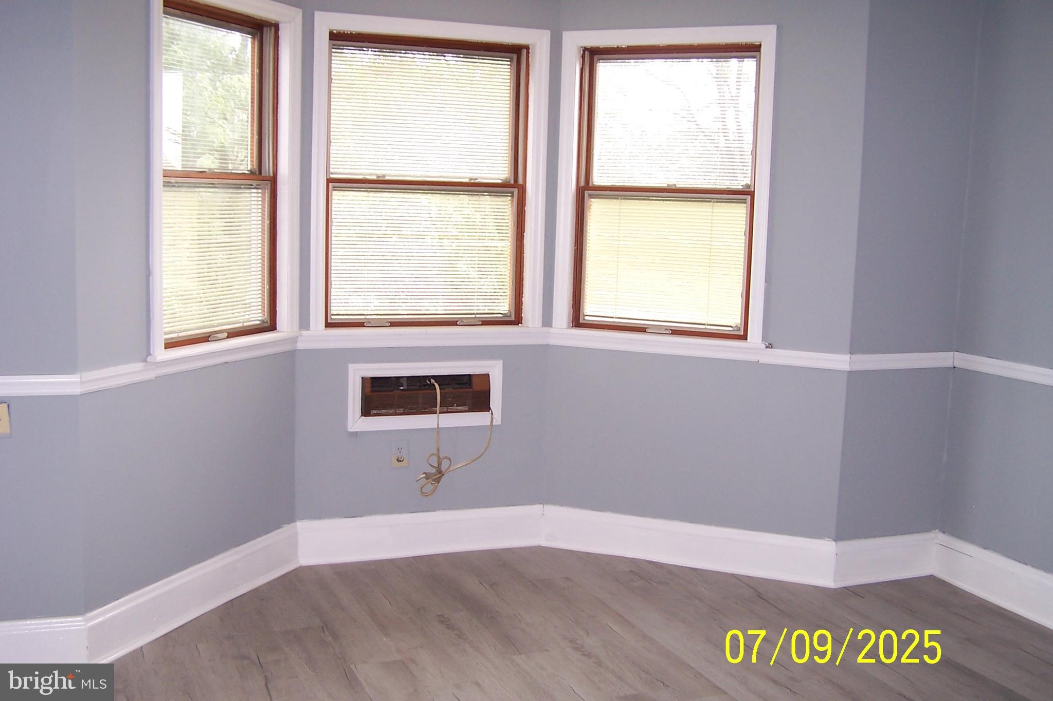 DUTCH HILL - Residential