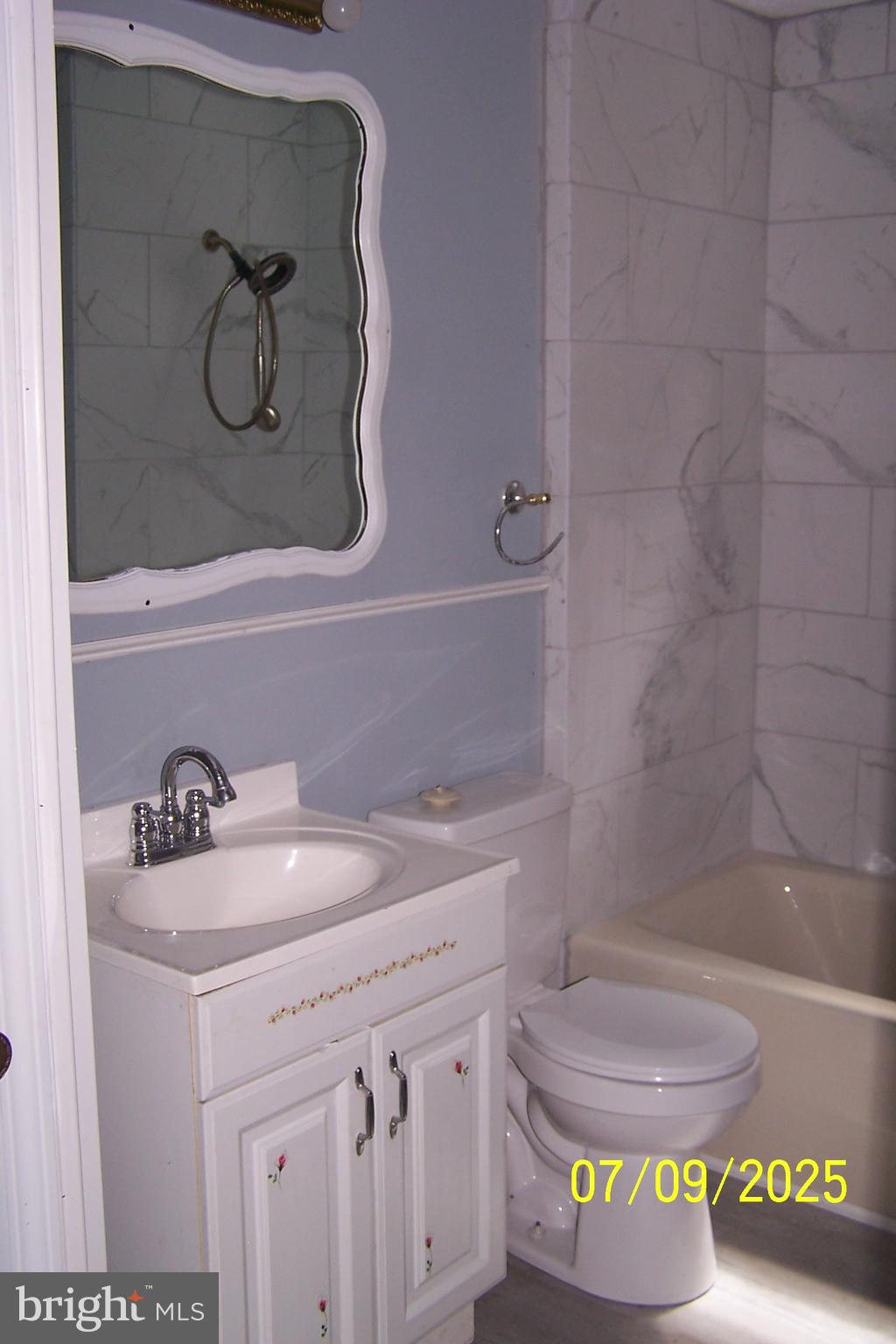 DUTCH HILL - Residential