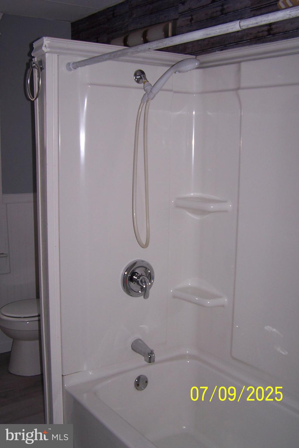 DUTCH HILL - Residential