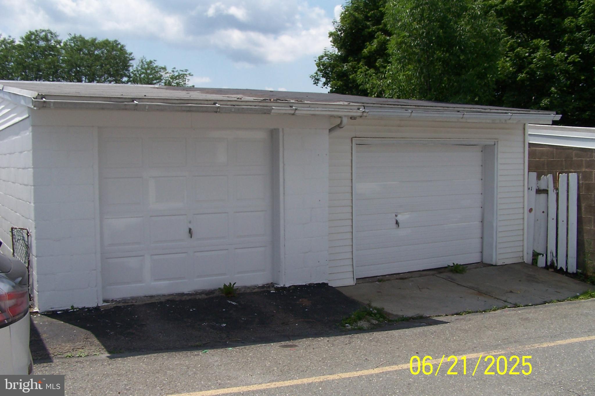 DUTCH HILL - Residential