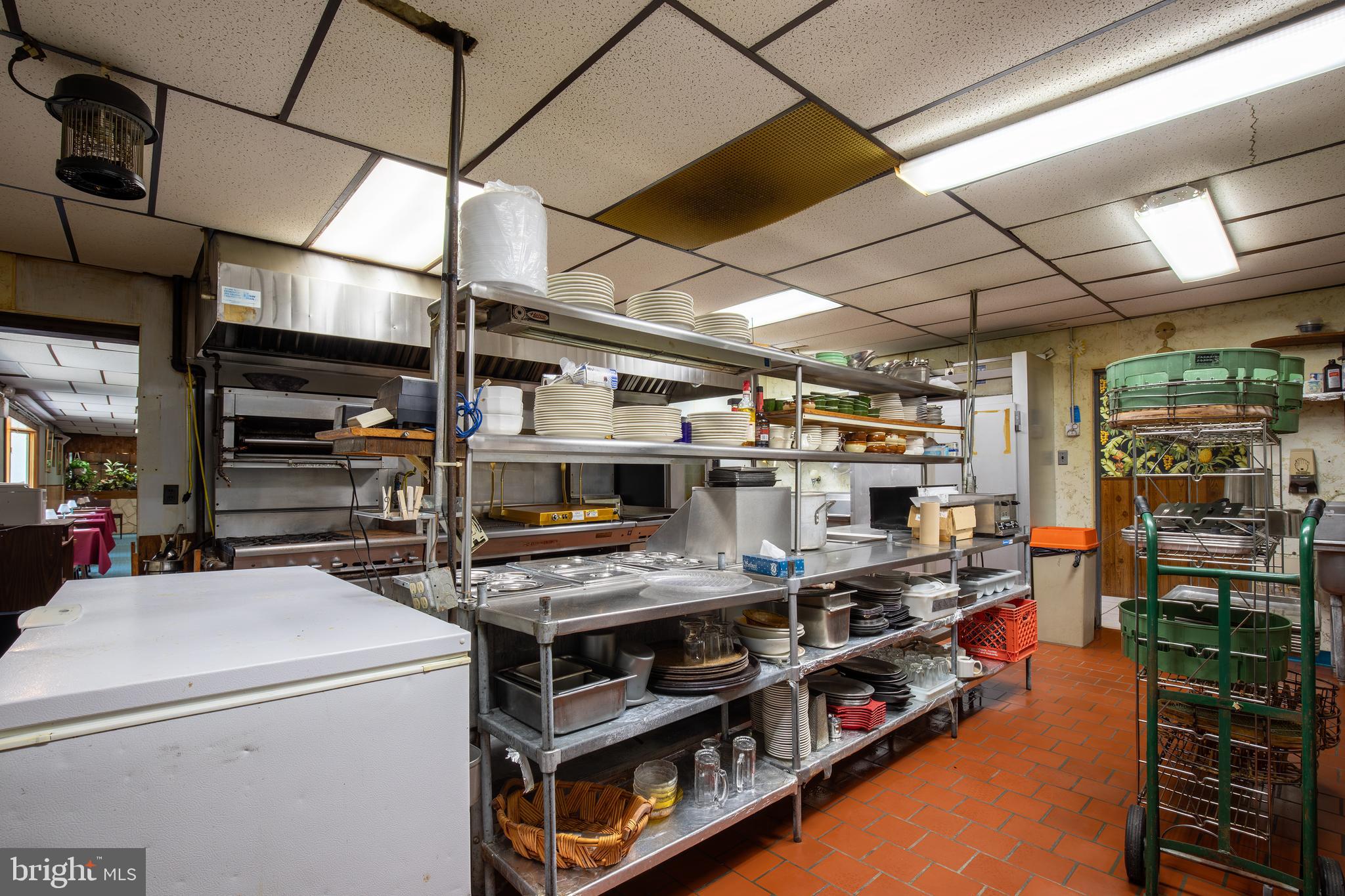 PINE VIEW ACRES - Commercial Sale