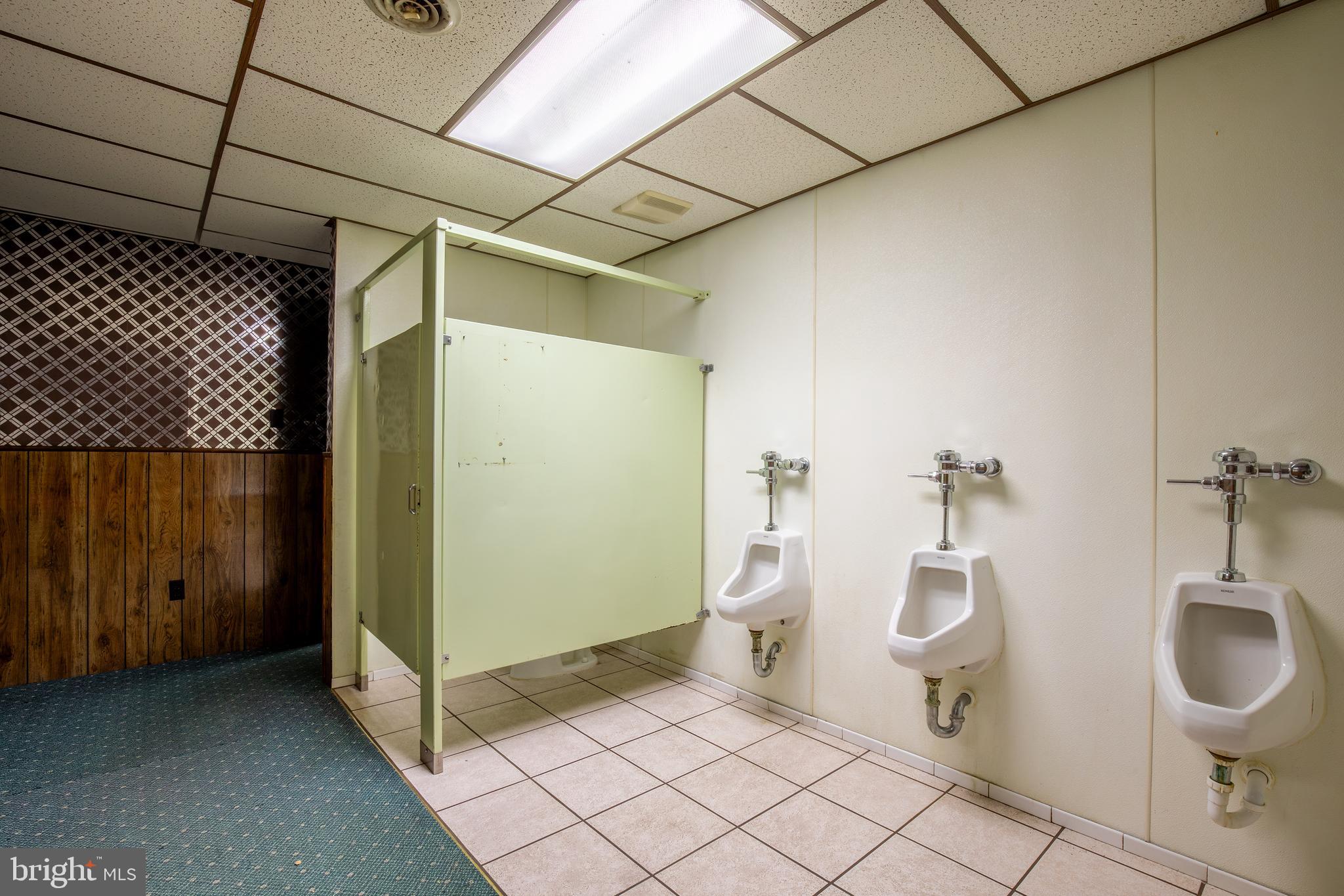 PINE VIEW ACRES - Commercial Sale