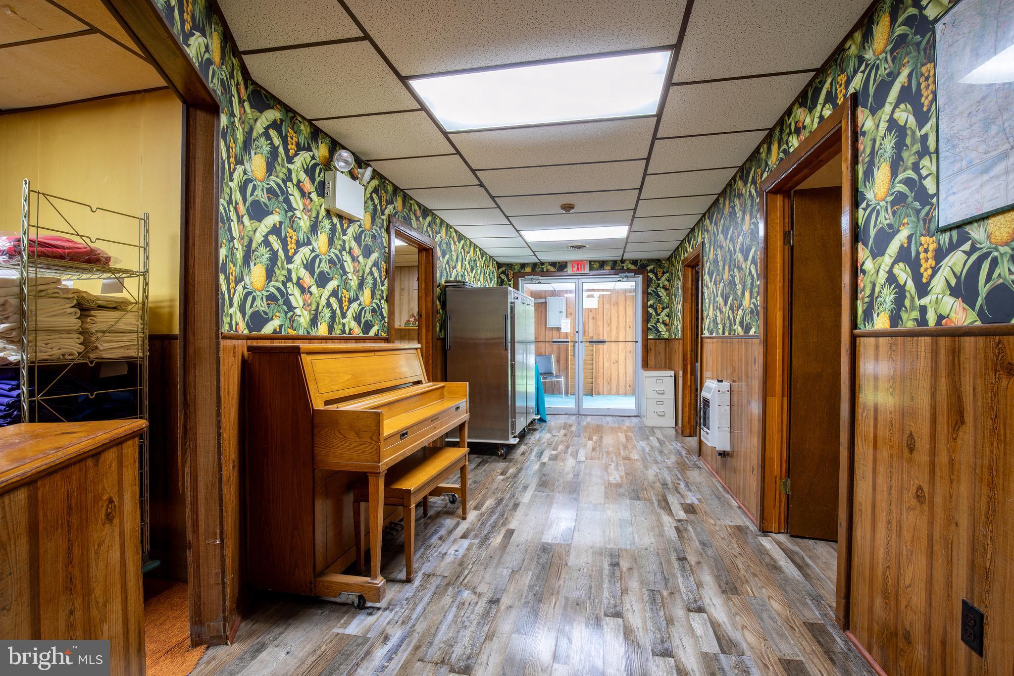 PINE VIEW ACRES - Commercial Sale