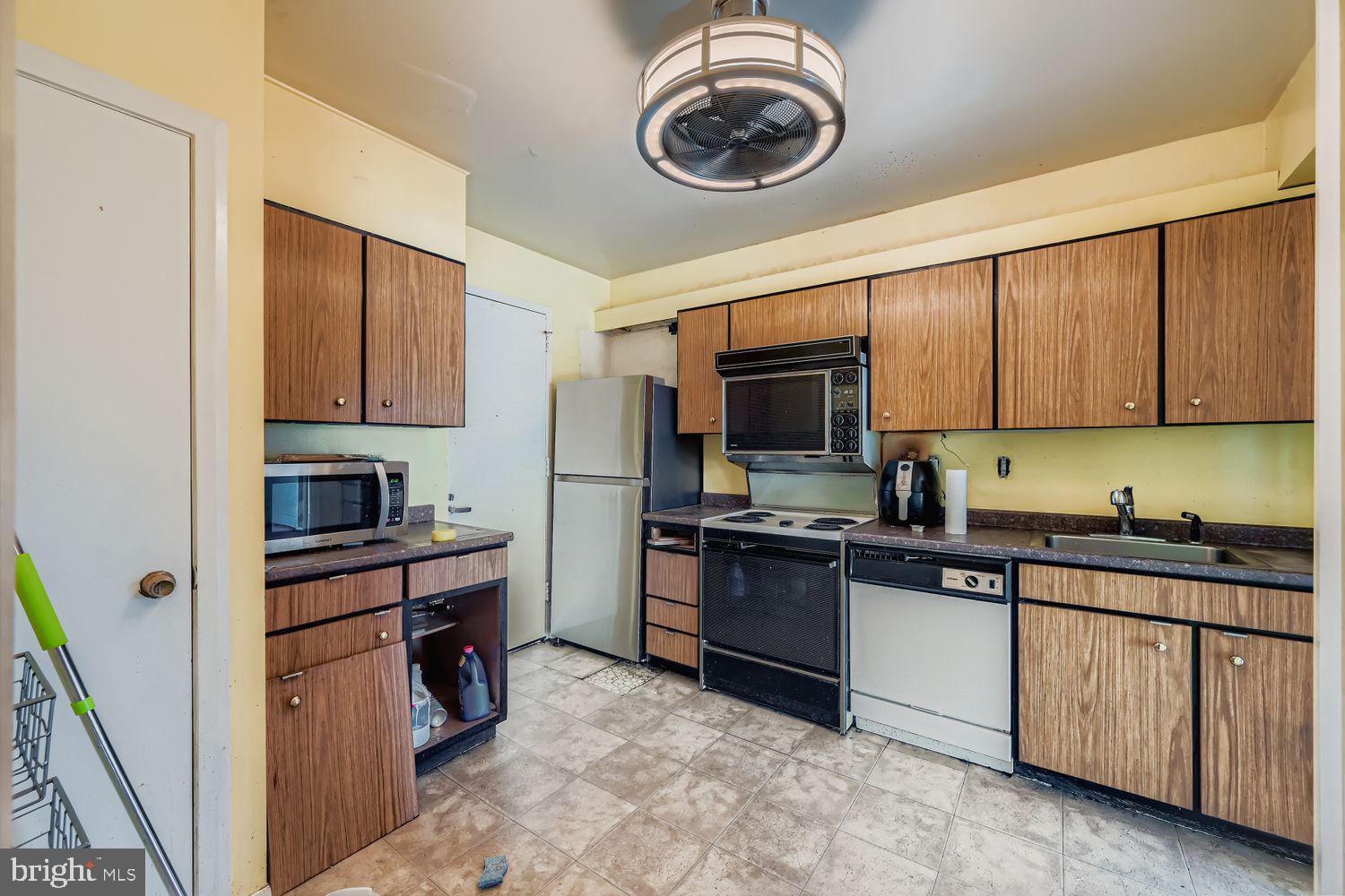 UPPER PARK HEIGHTS - Residential