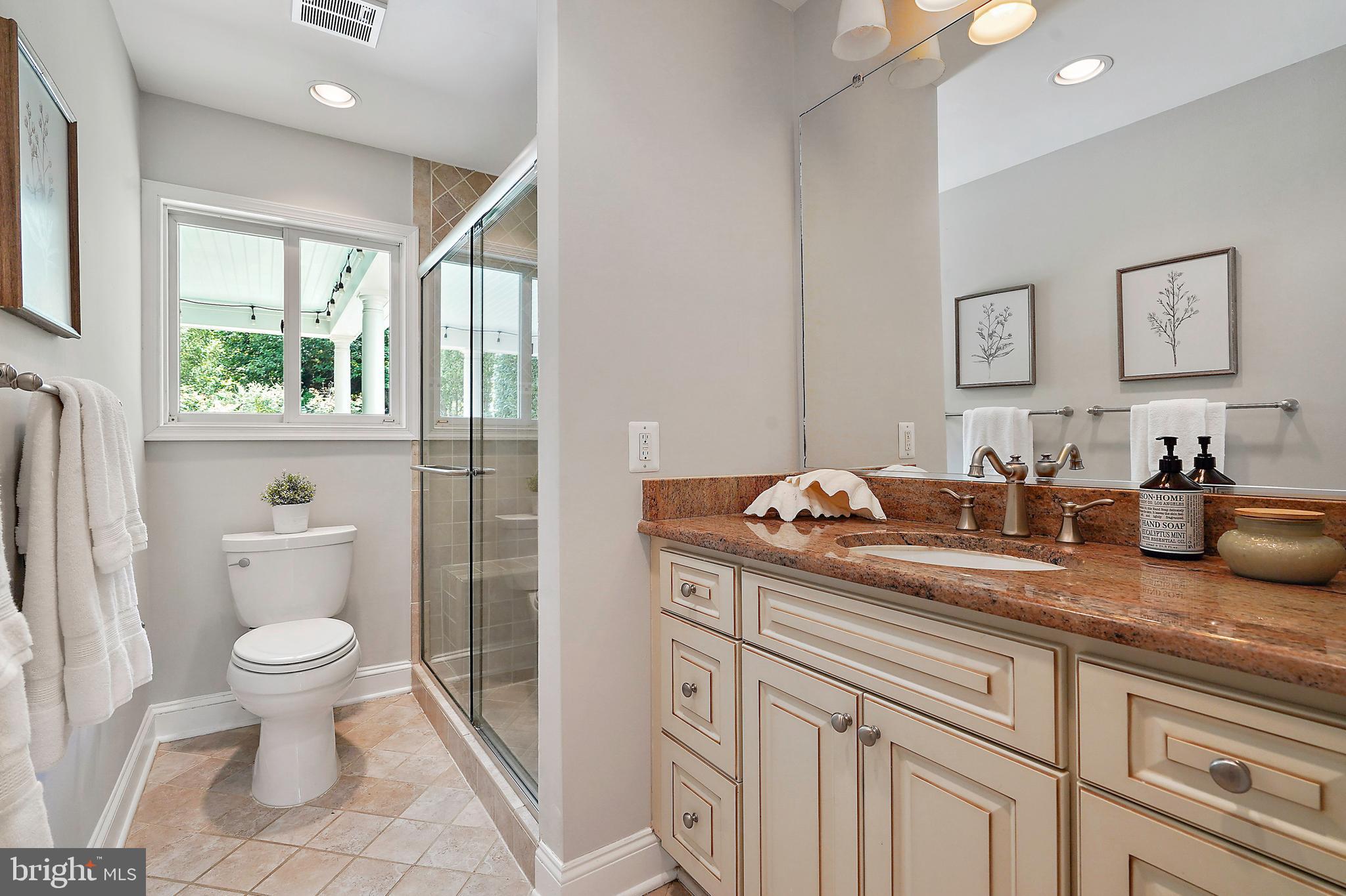 CLOVER - Residential