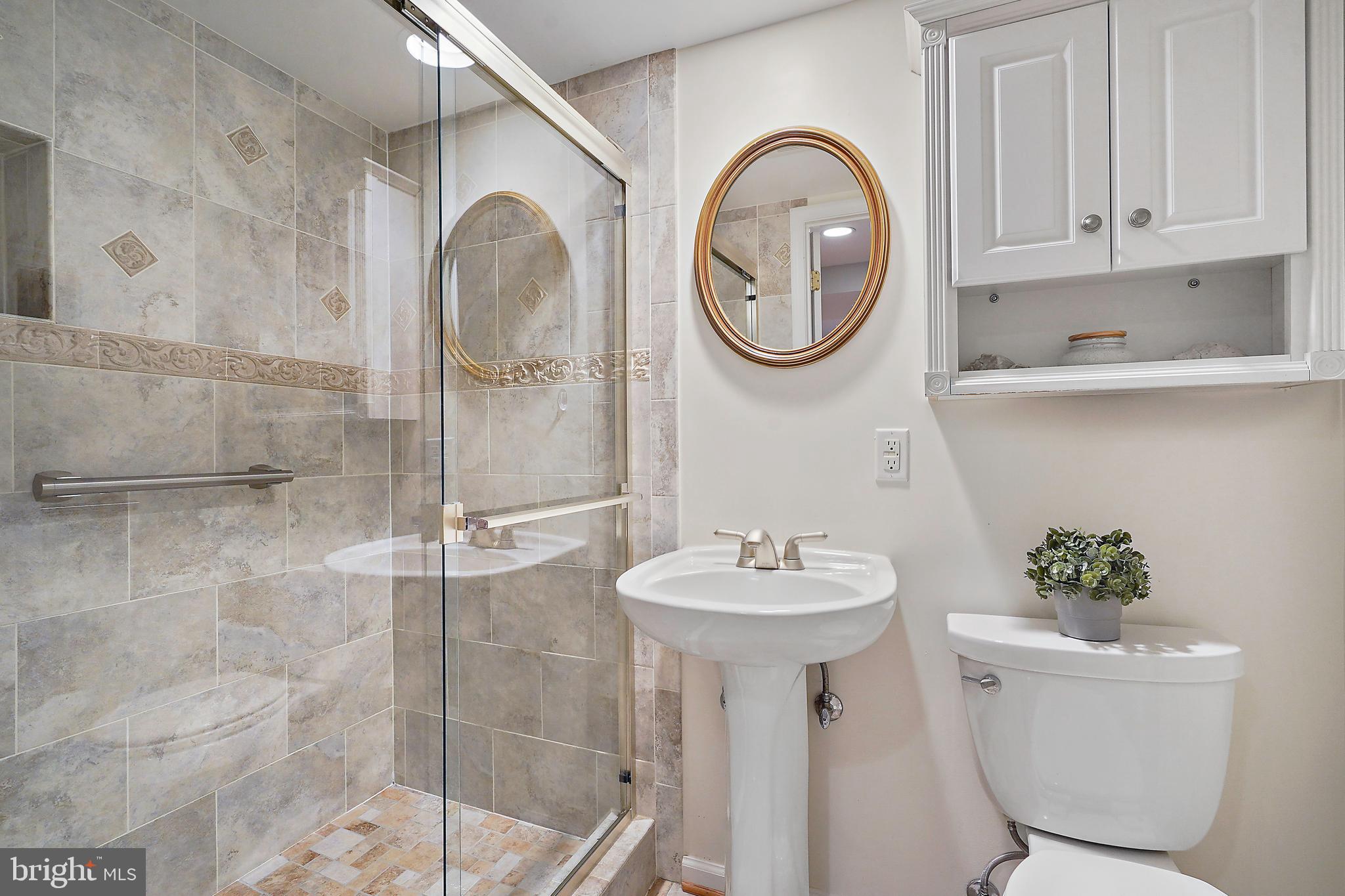 CLOVER - Residential