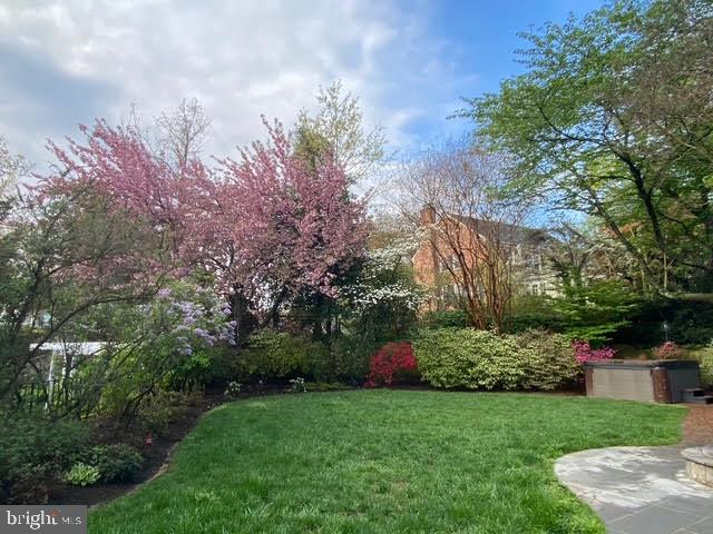 CLOVER - Residential