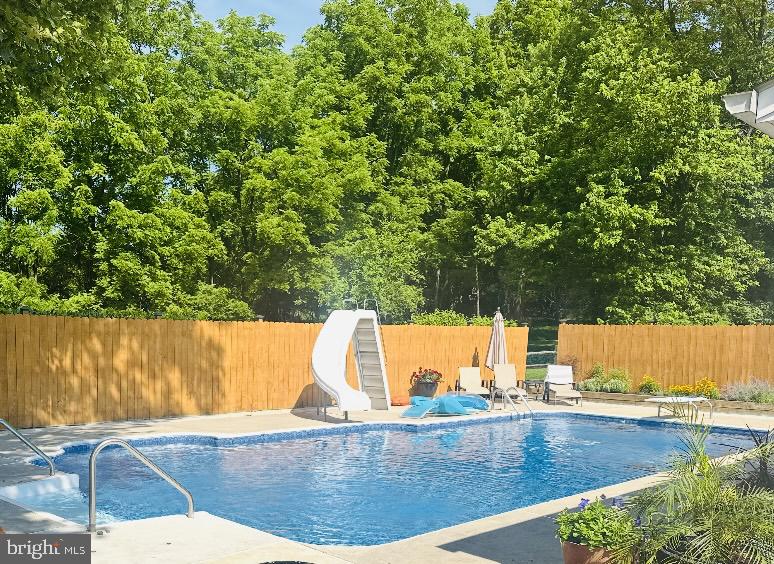 TALLWOOD - Residential