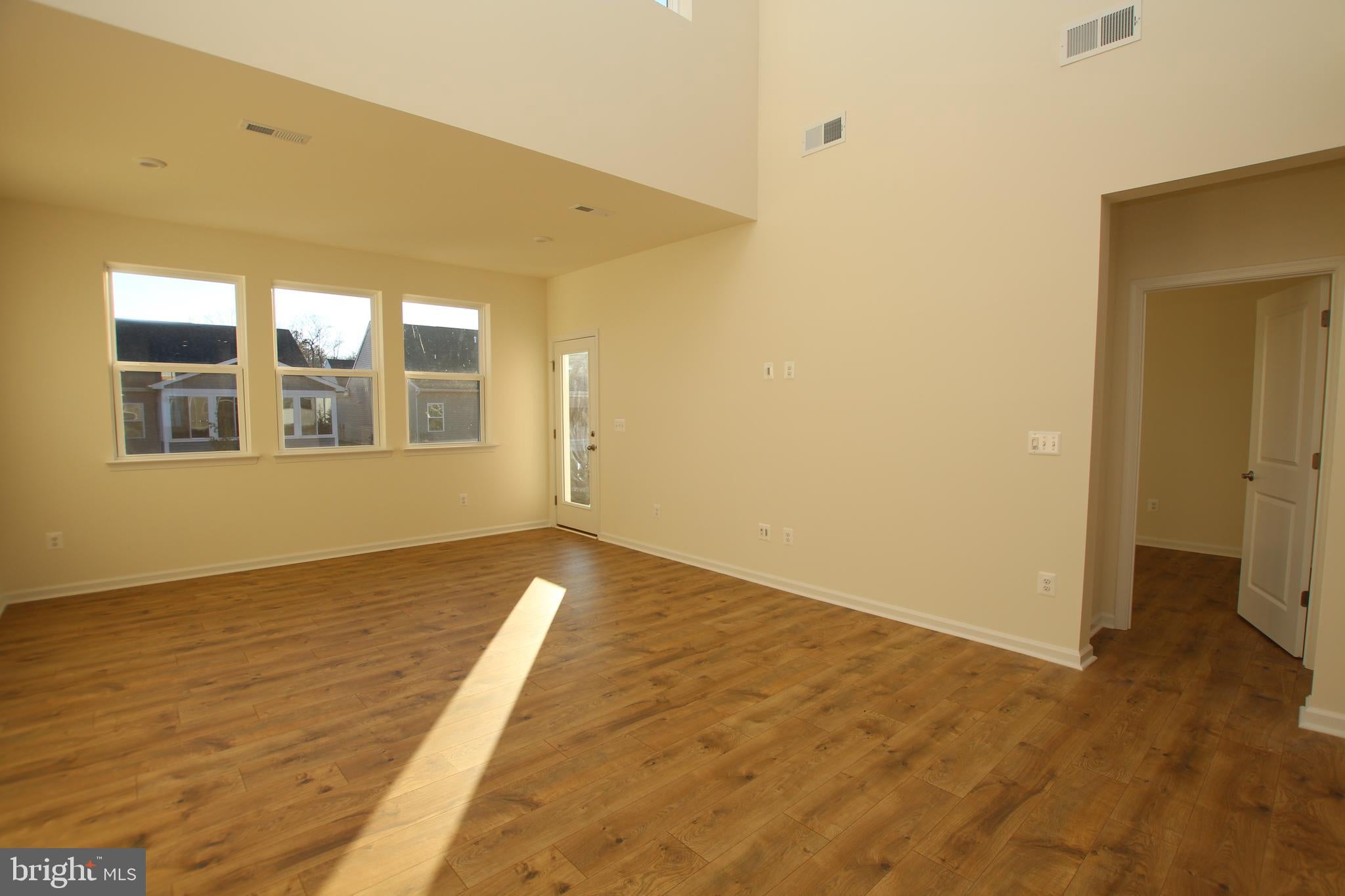 390 SCRANTON LANE