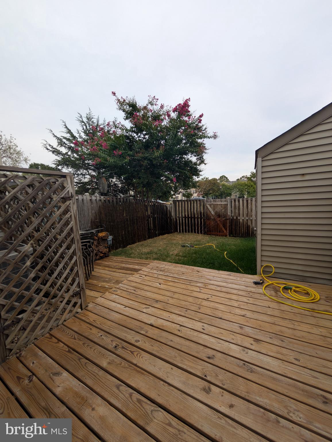 HIGHLAND MEWS - Residential Lease