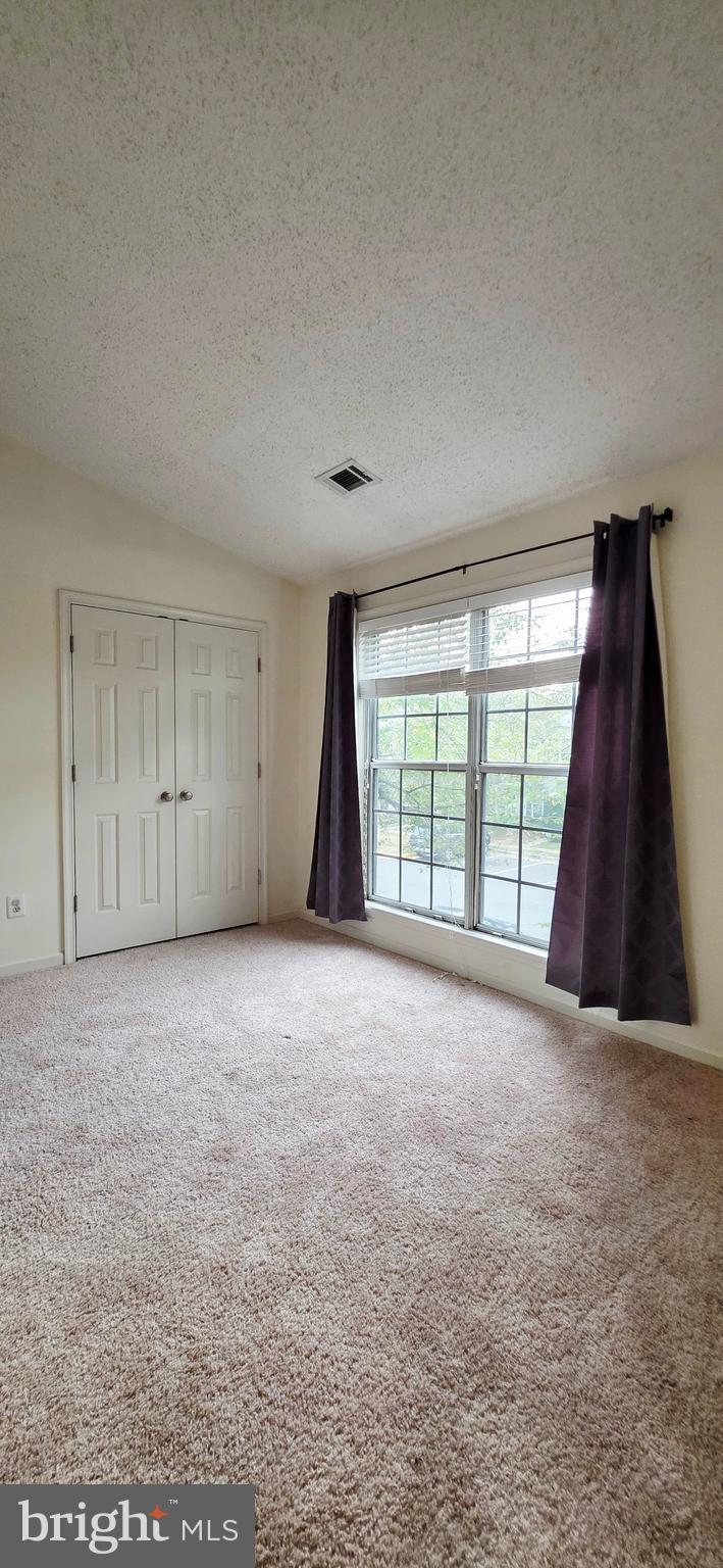 HIGHLAND MEWS - Residential Lease