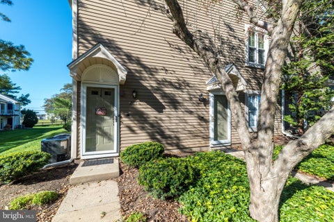 Condo For Sale - 204 Society Place<br/> Bucks County, NEWTOWN, PA 18940