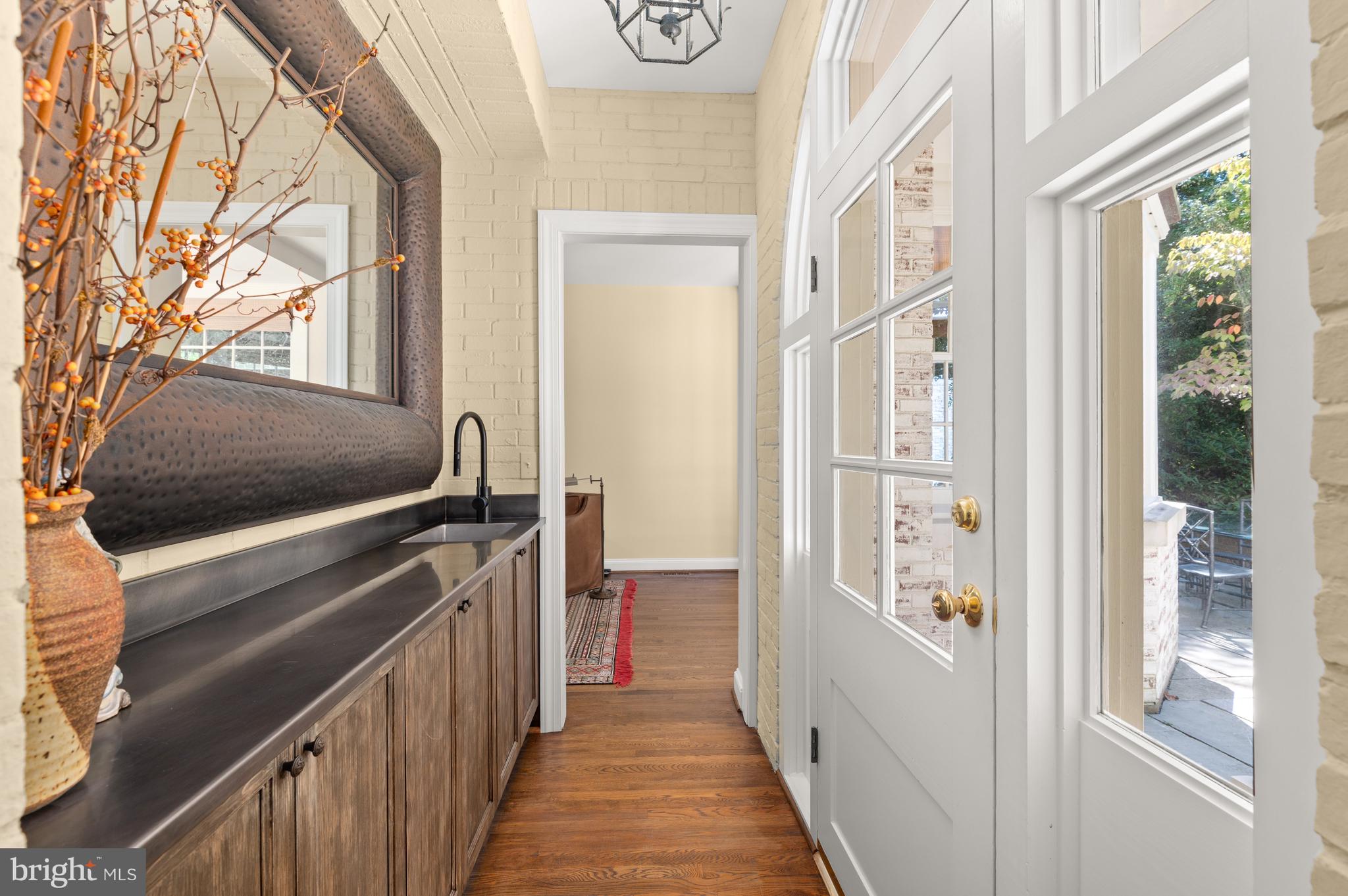 WESLEY HEIGHTS - Residential