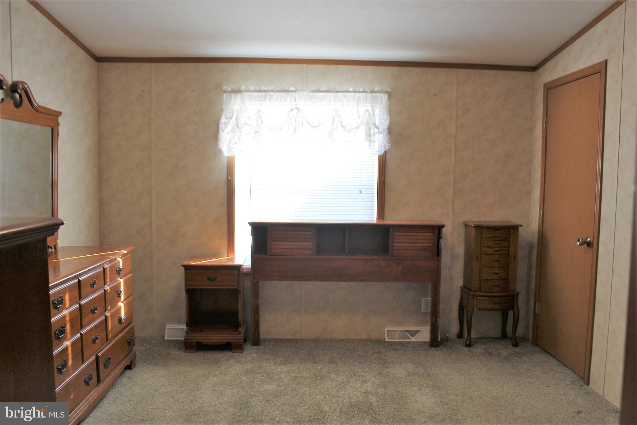 SUNSET ESTATES - Residential