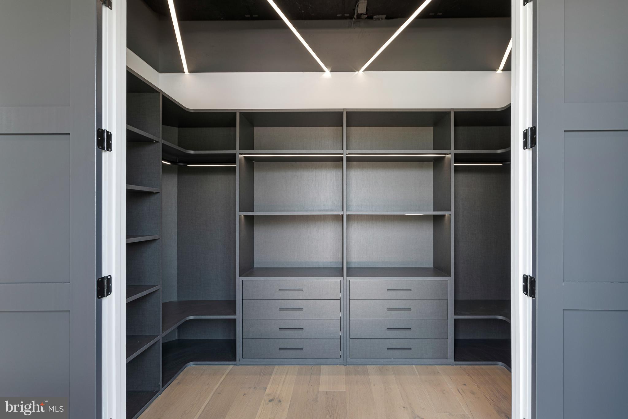 LEWINSVILLE - Residential