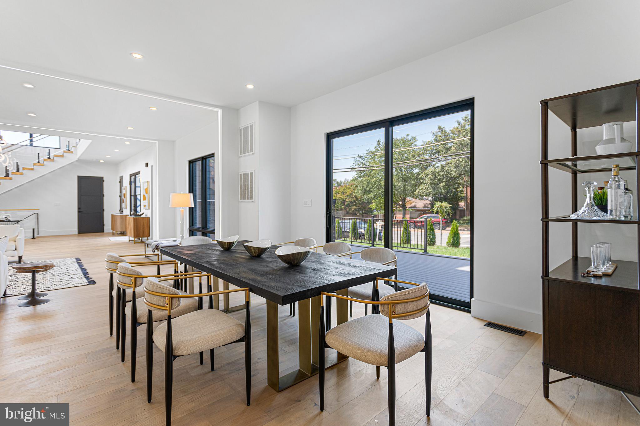 LEWINSVILLE - Residential