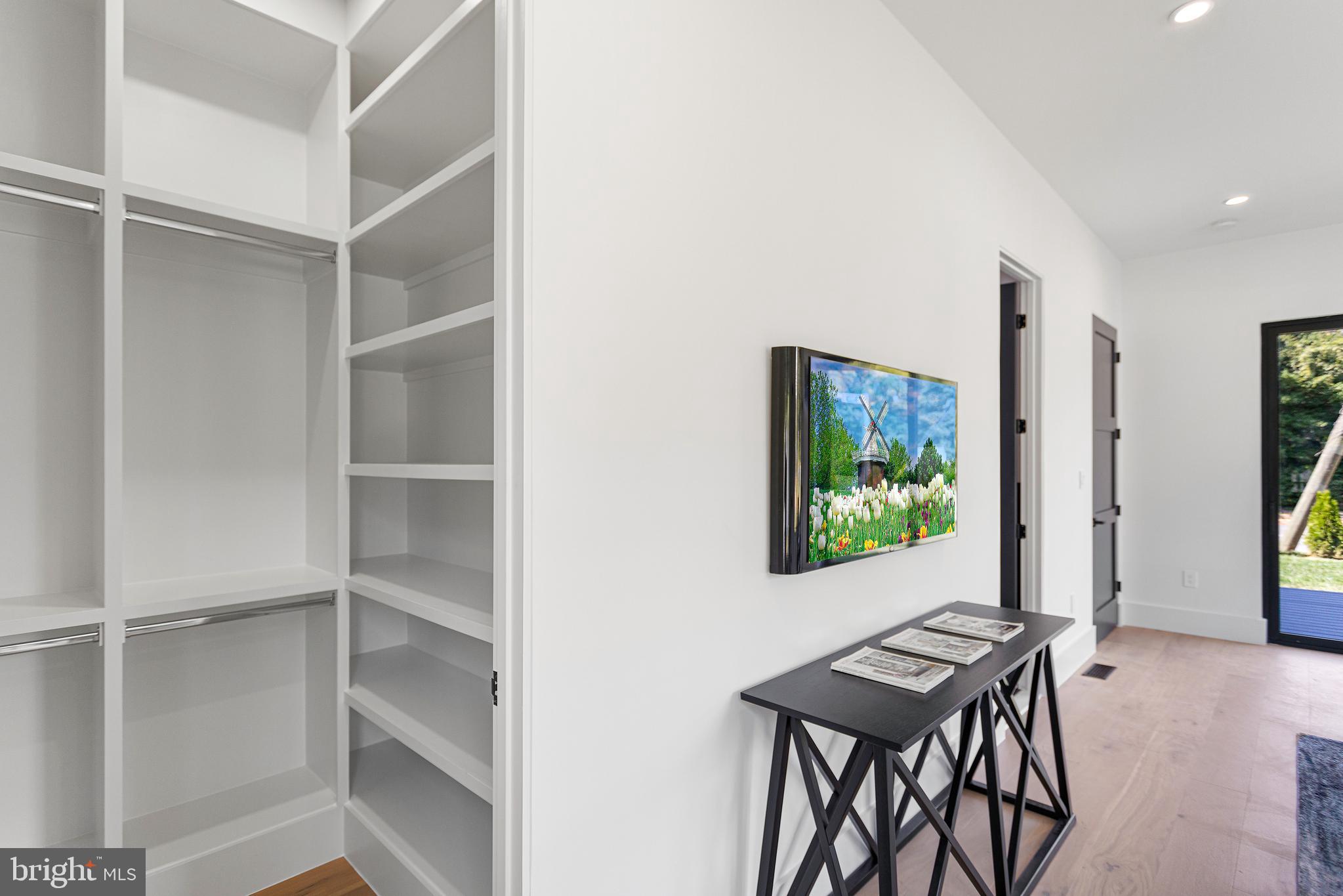 LEWINSVILLE - Residential