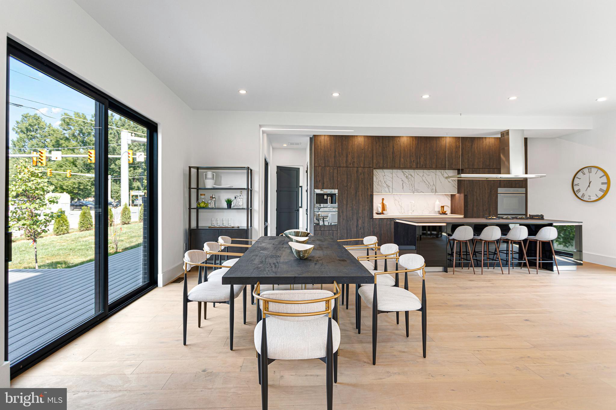 LEWINSVILLE - Residential