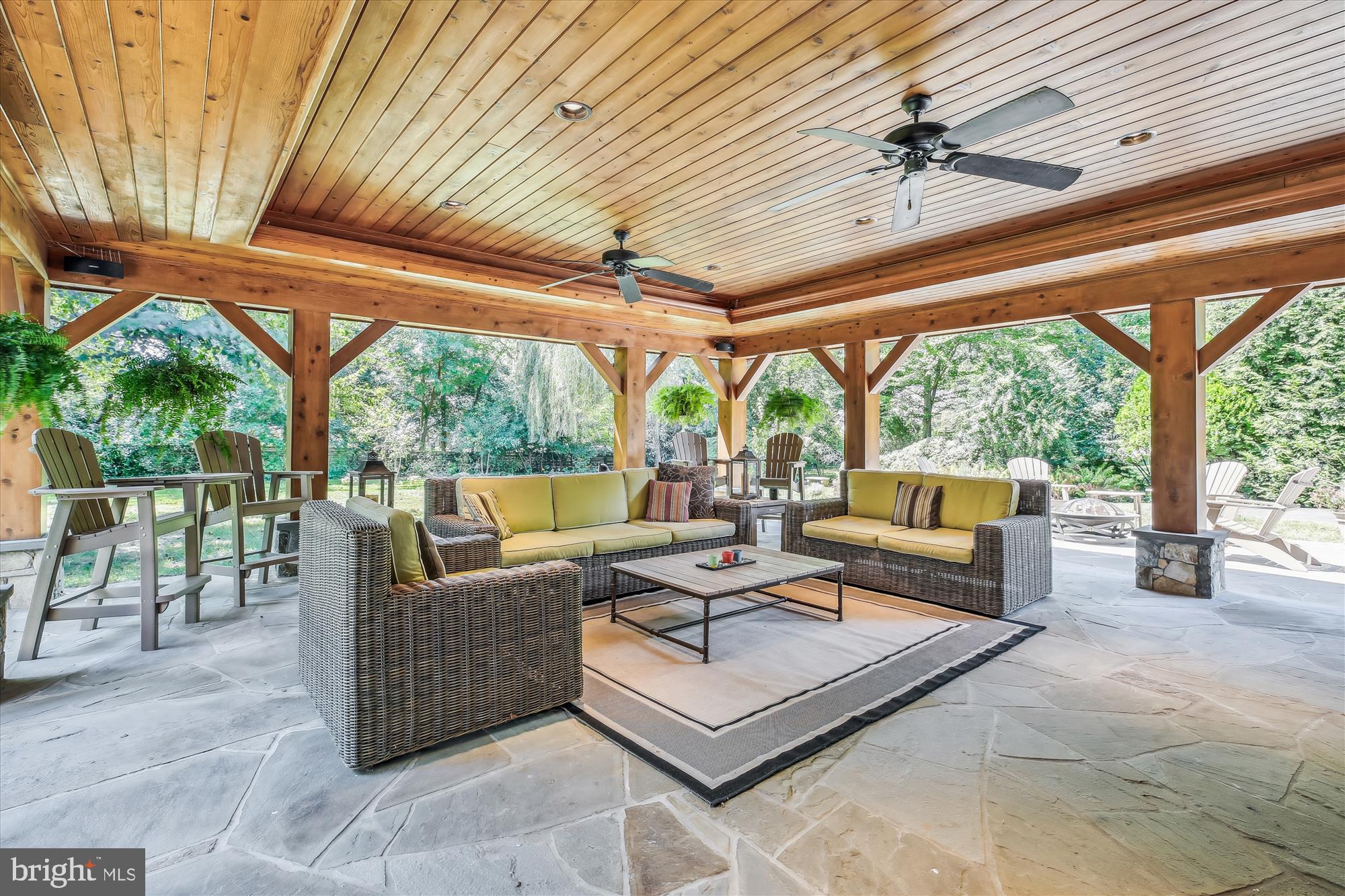 MANOR PARK - Residential