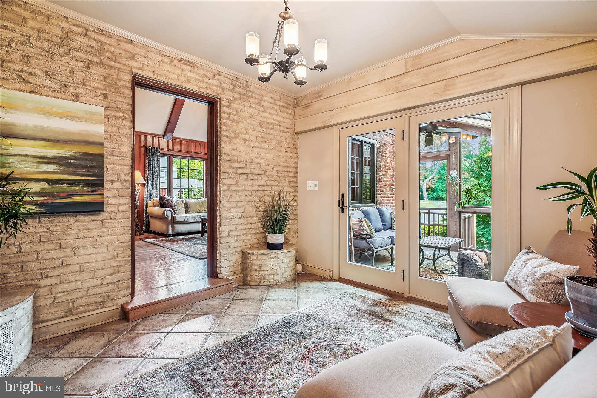 MANOR PARK - Residential