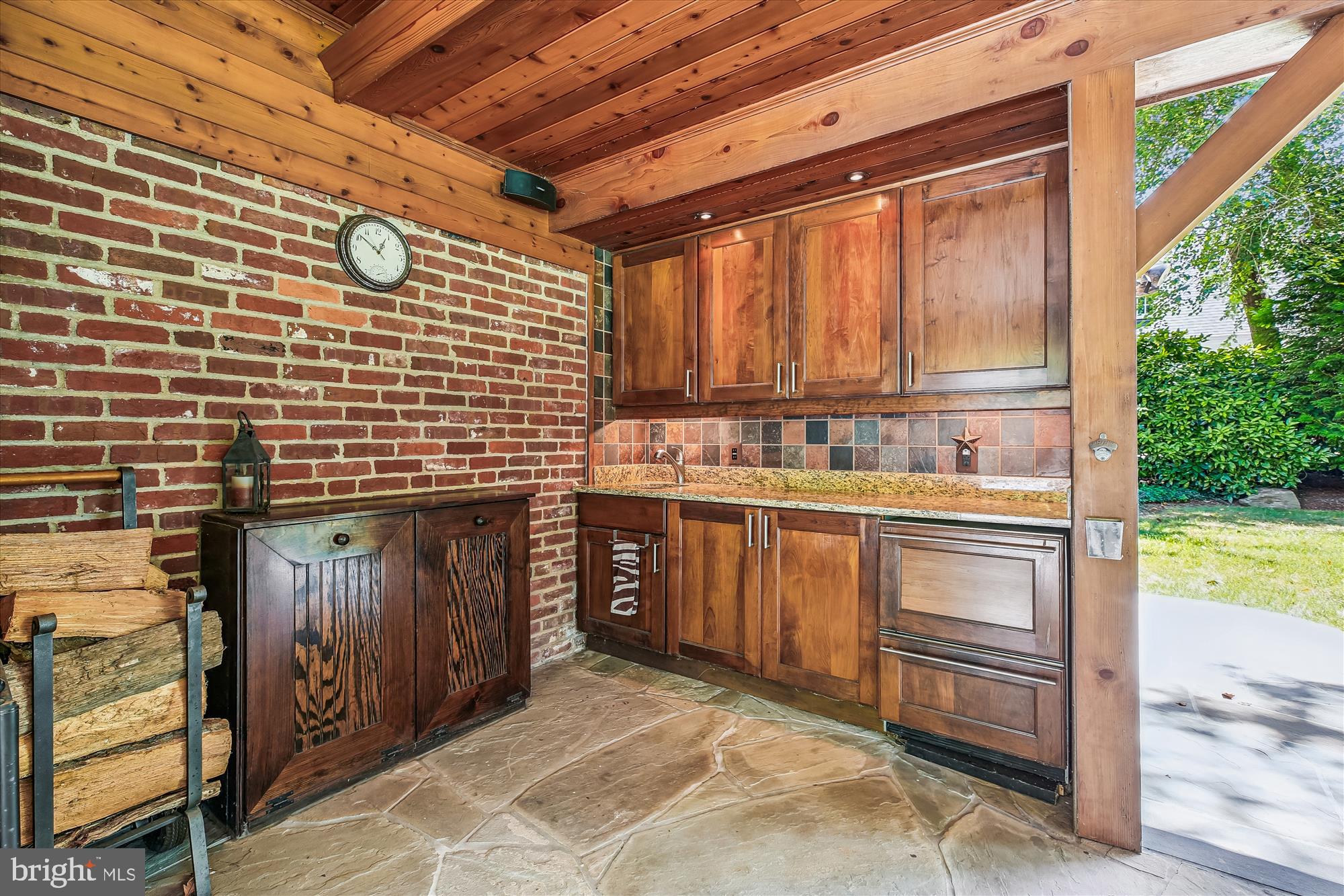 MANOR PARK - Residential