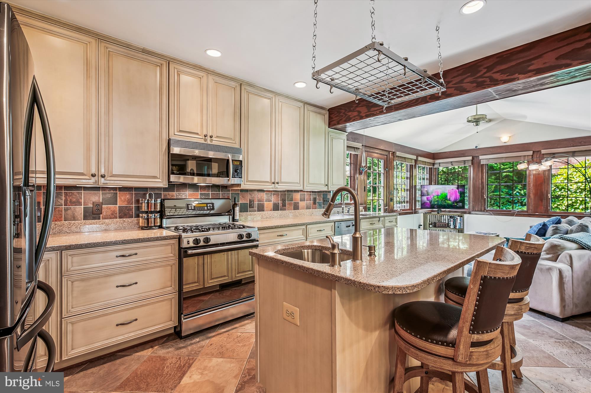 MANOR PARK - Residential