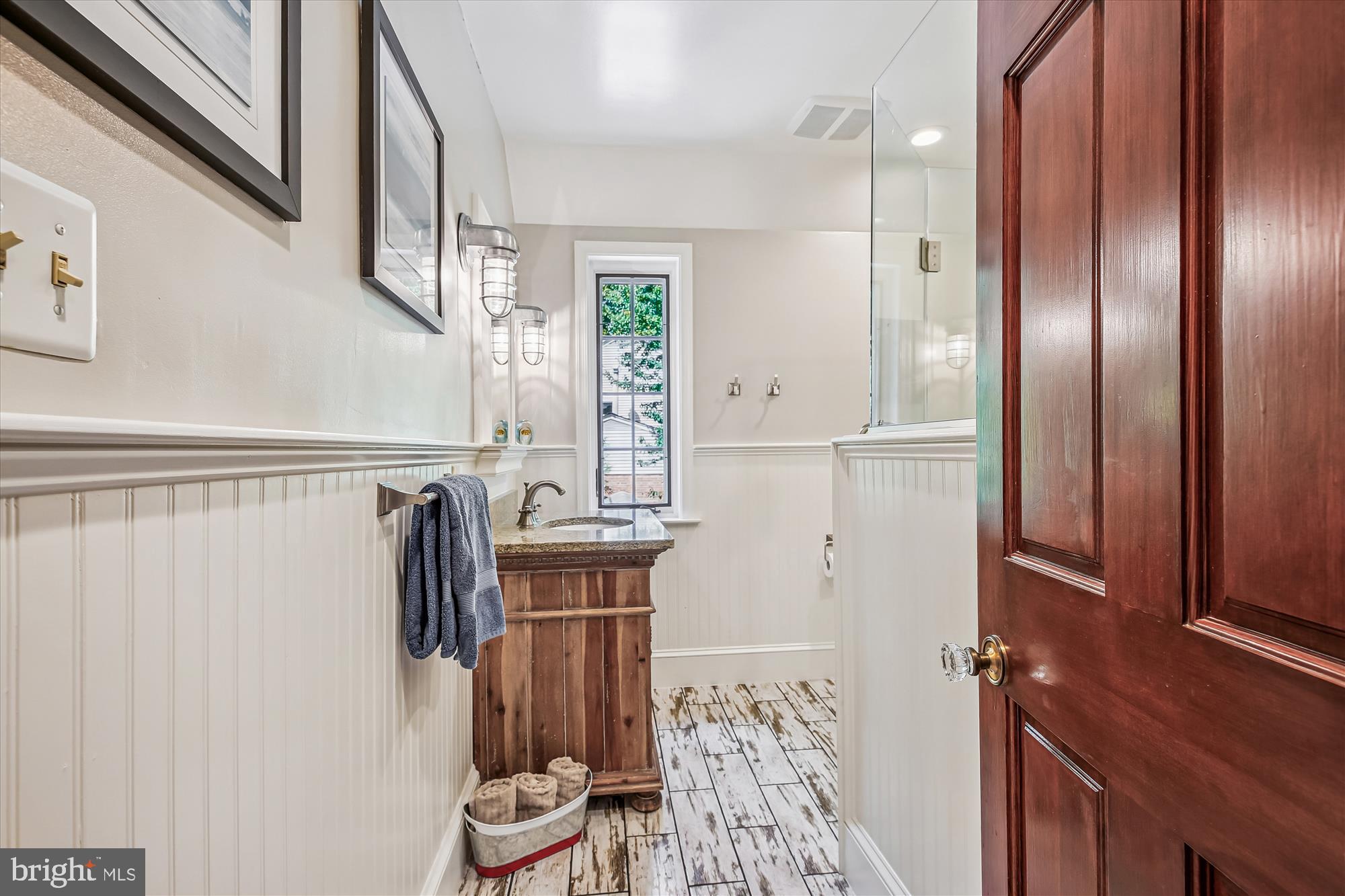 MANOR PARK - Residential