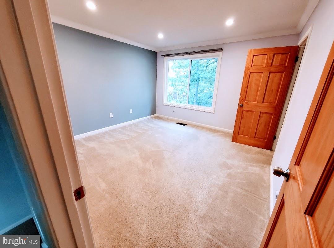 RESTON - Residential Lease