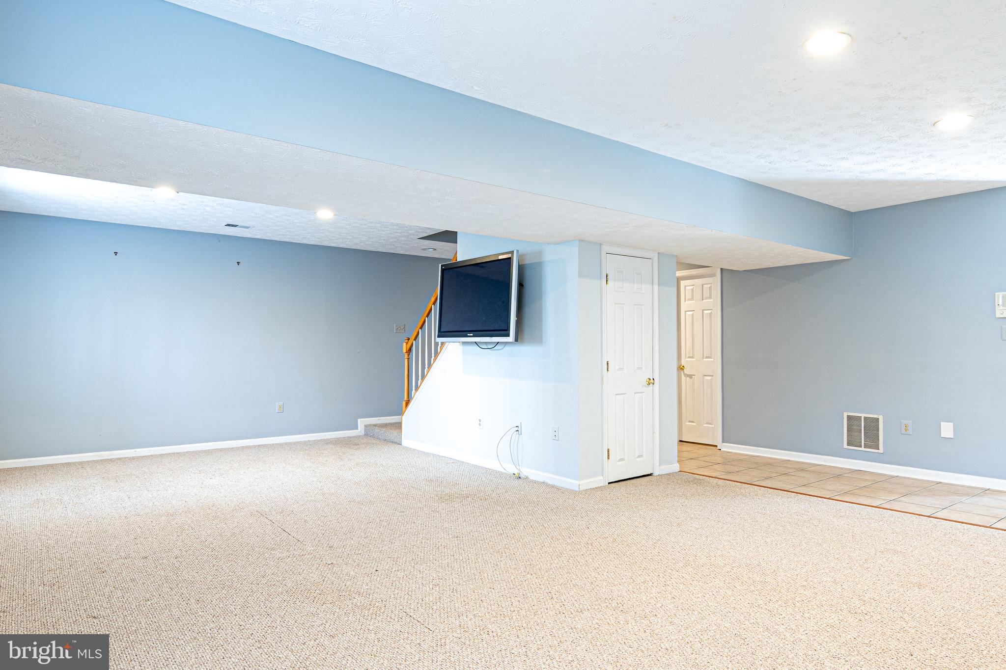 LORFAX HEIGHTS - Residential